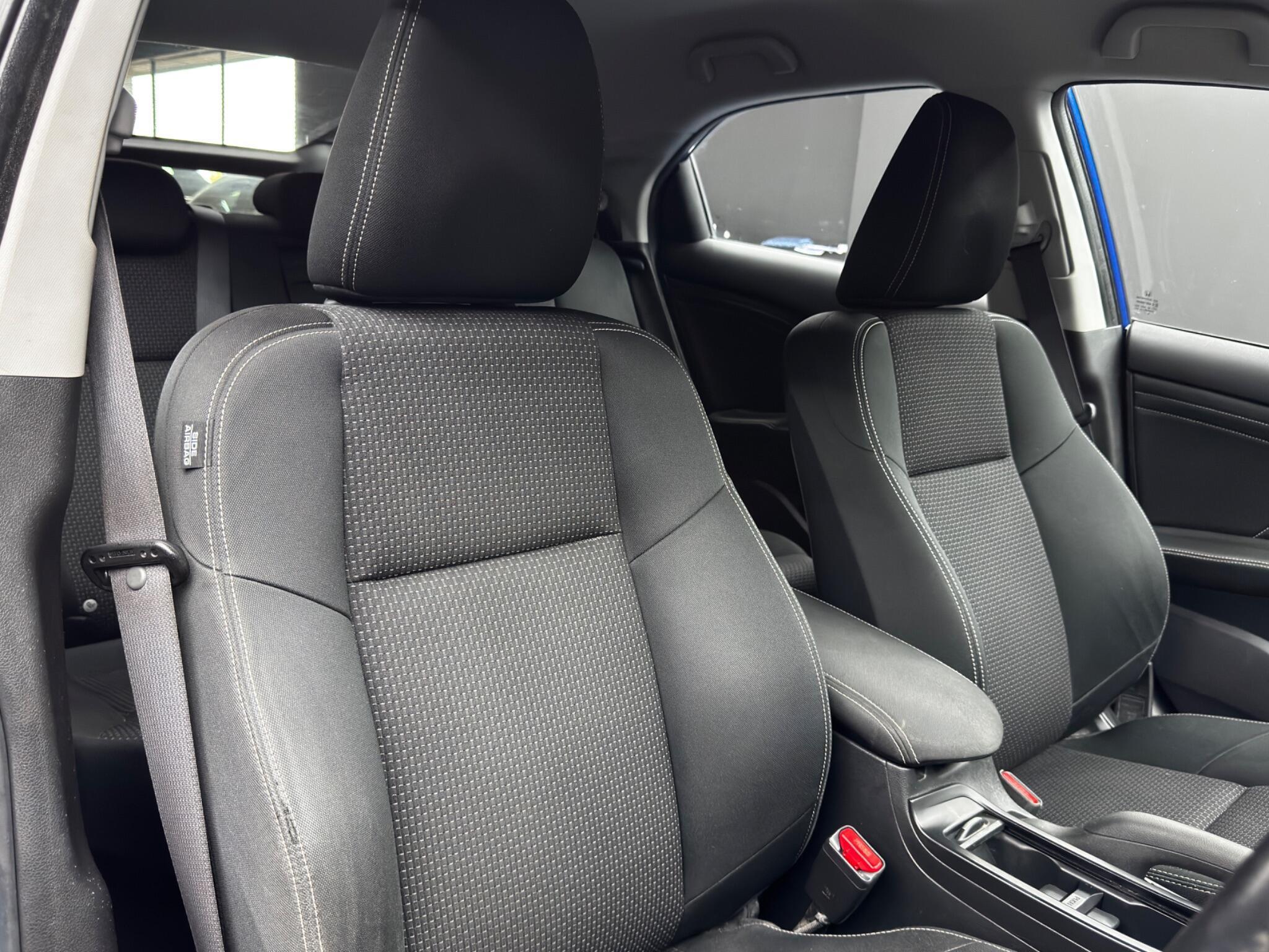 Honda Civic - Image 12