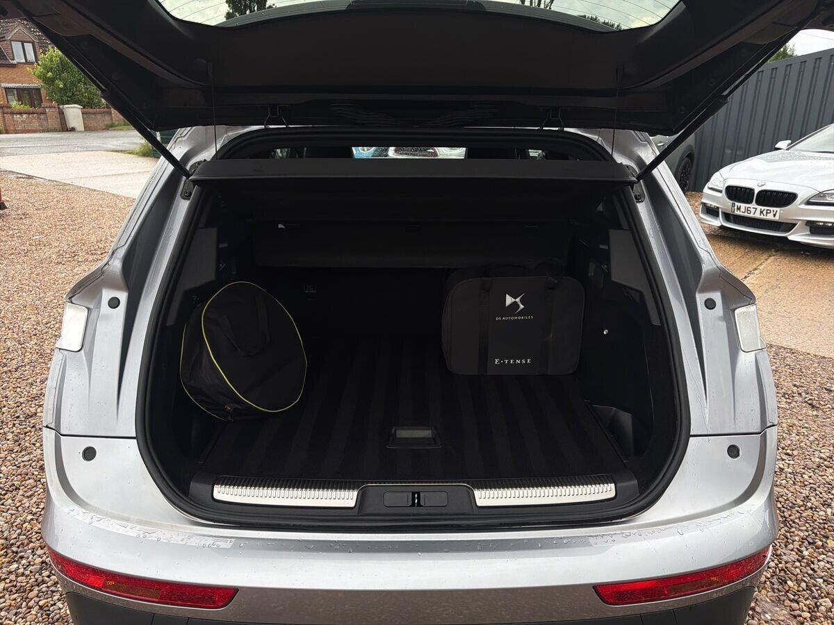 DS AUTOMOBILES DS 7 CROSSBACK - Image 30