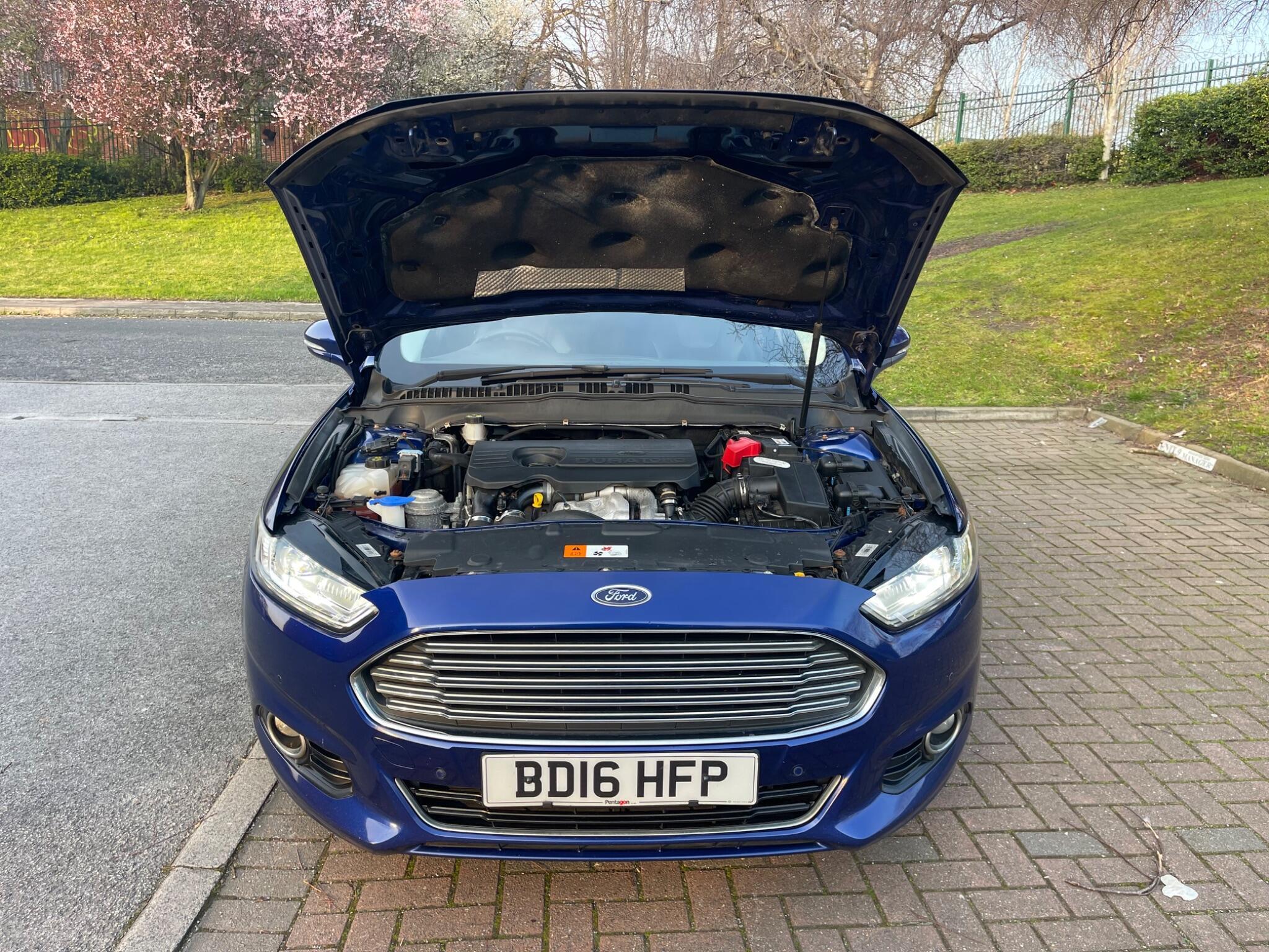 Ford Mondeo - Image 50