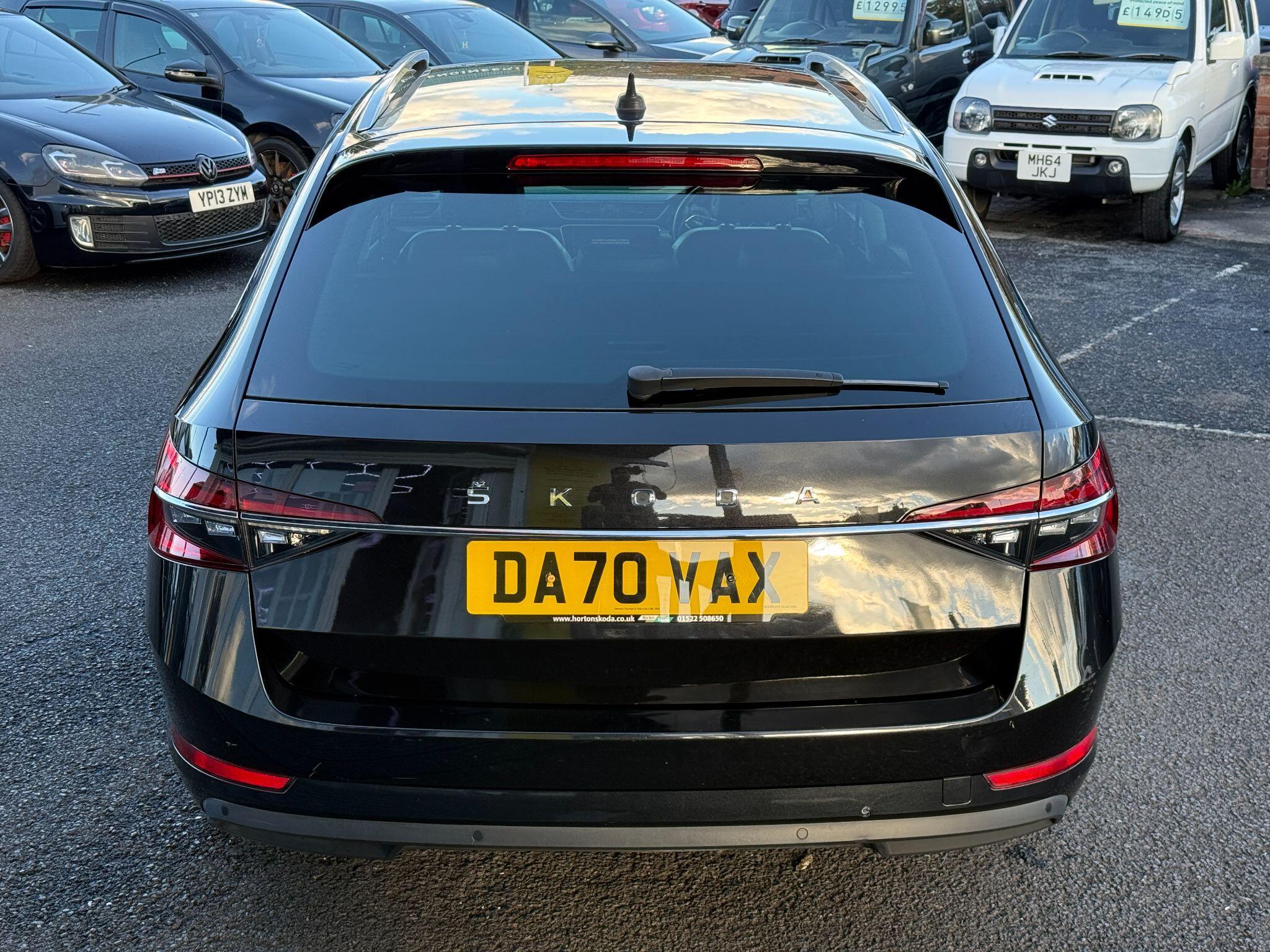 Skoda Superb - Image 18