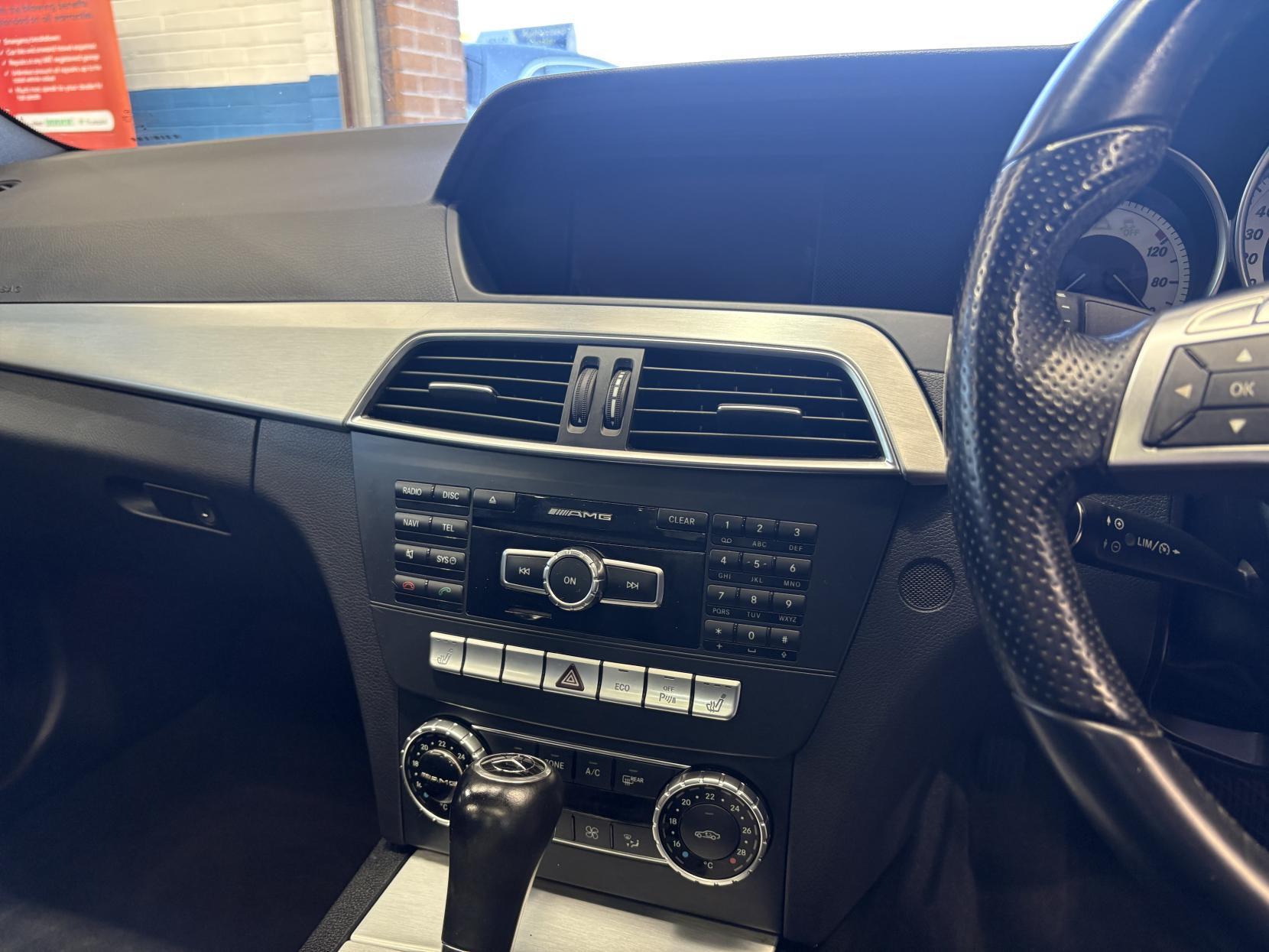 Mercedes C Class - Image 20