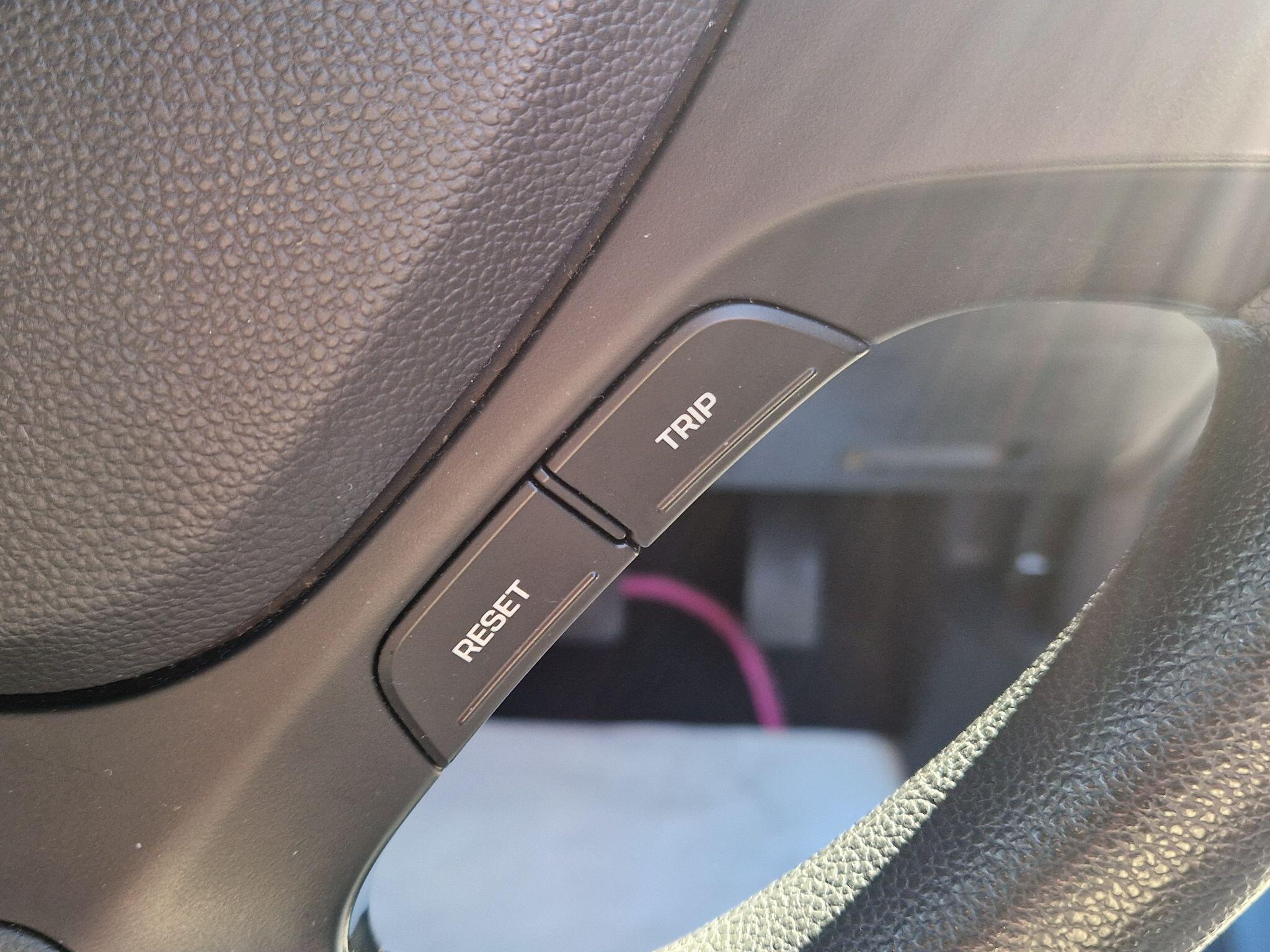 Hyundai i10 - Image 46