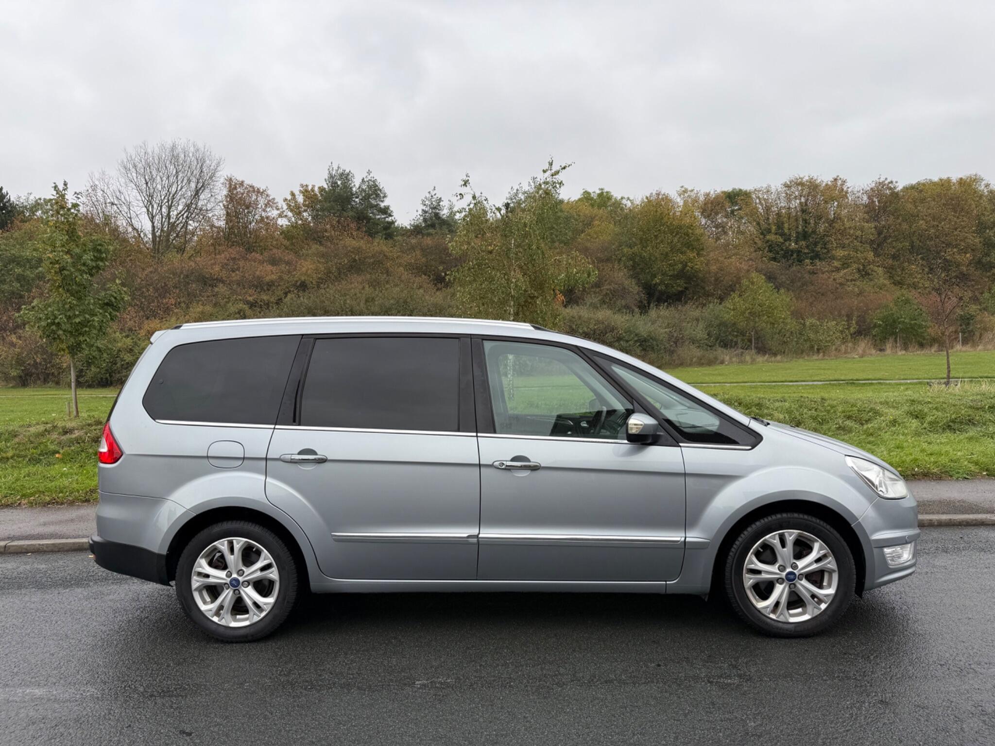 Ford Galaxy - Image 2