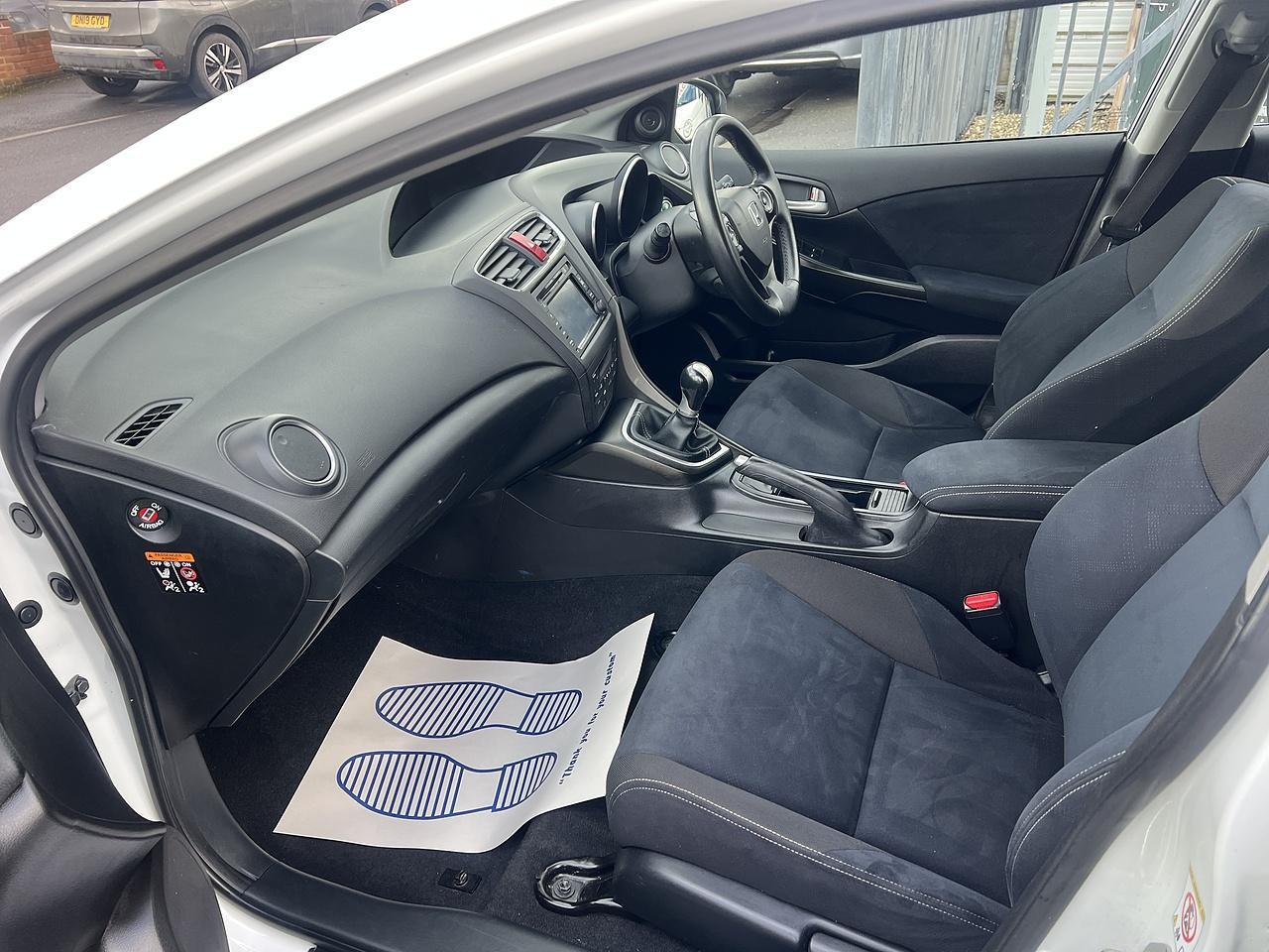Honda Civic - Image 16