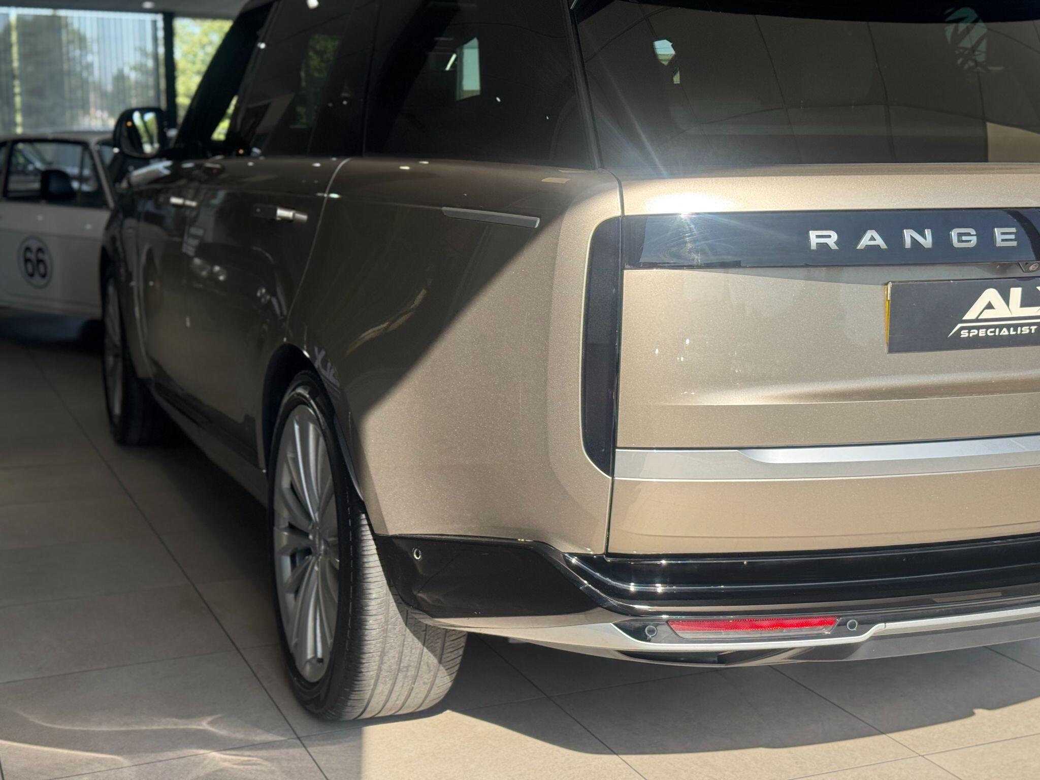 Land Rover Range Rover - Image 13