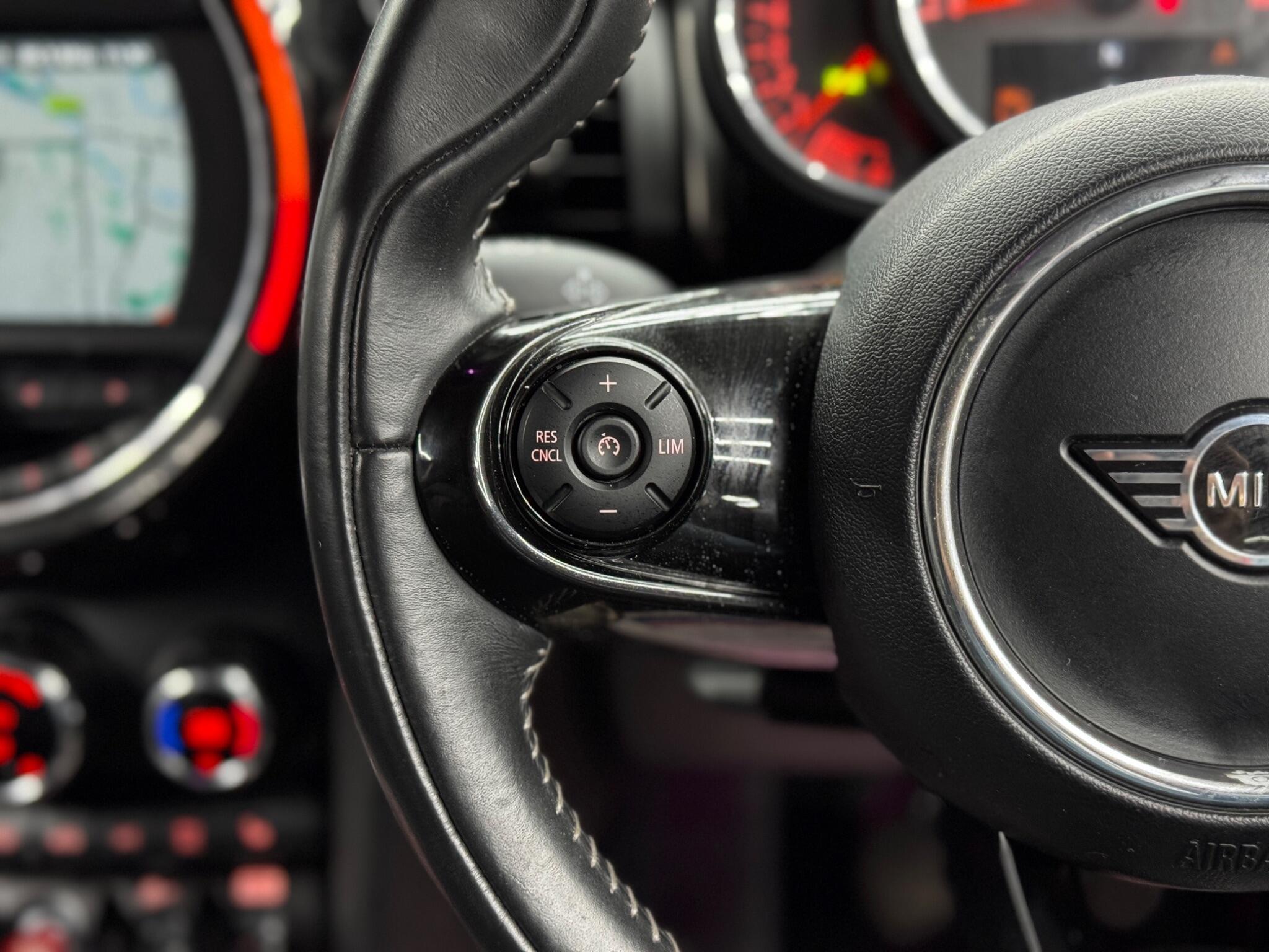 MINI Hatch - Image 19