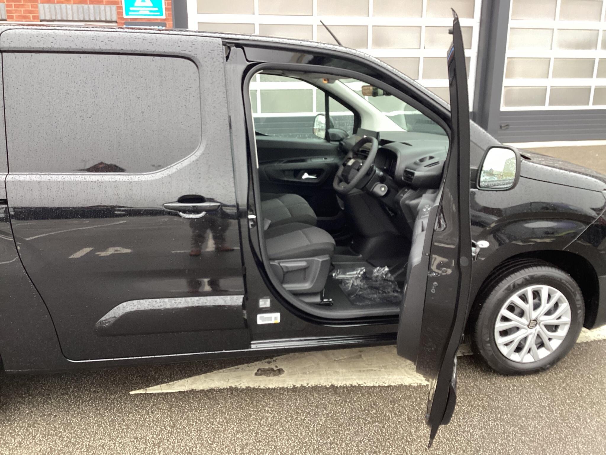 Fiat Doblo - Image 15