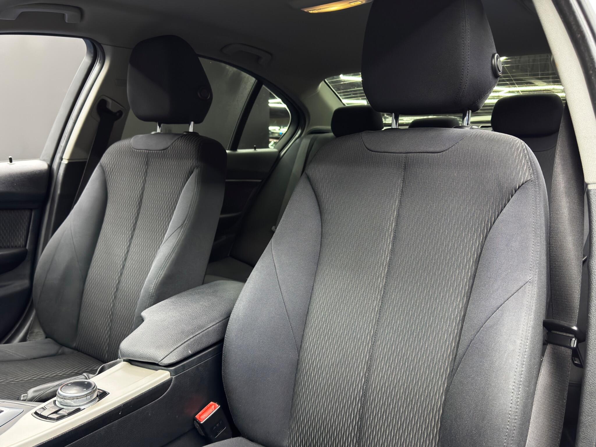 BMW 3 Series - Image 14