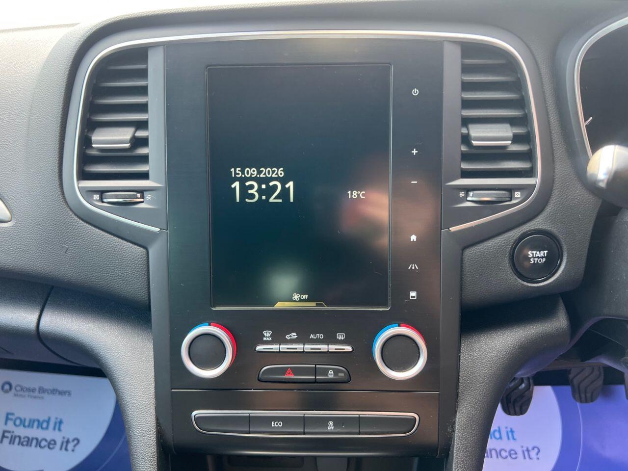 Renault Megane - Image 19