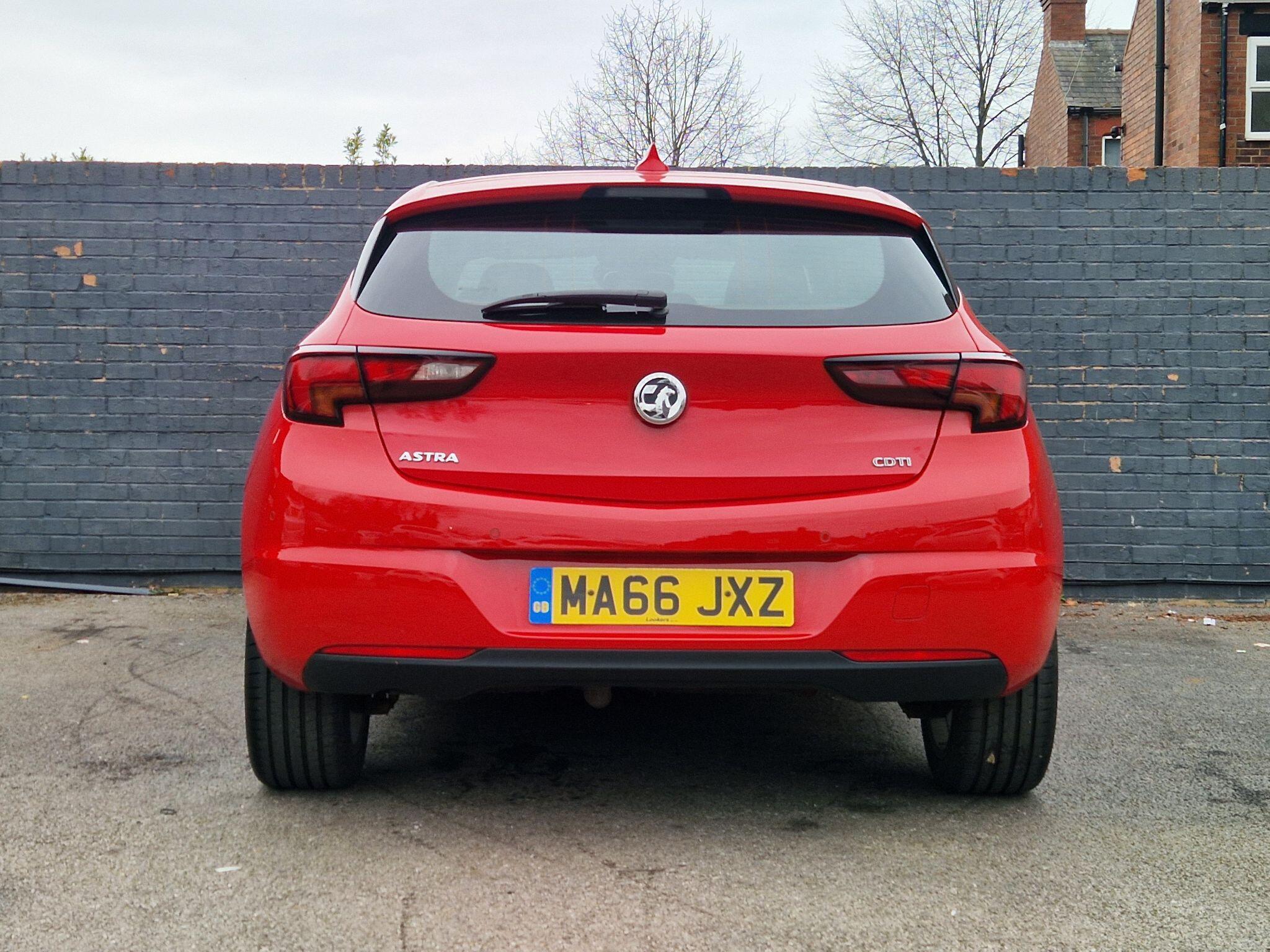 Vauxhall Astra - Image 24