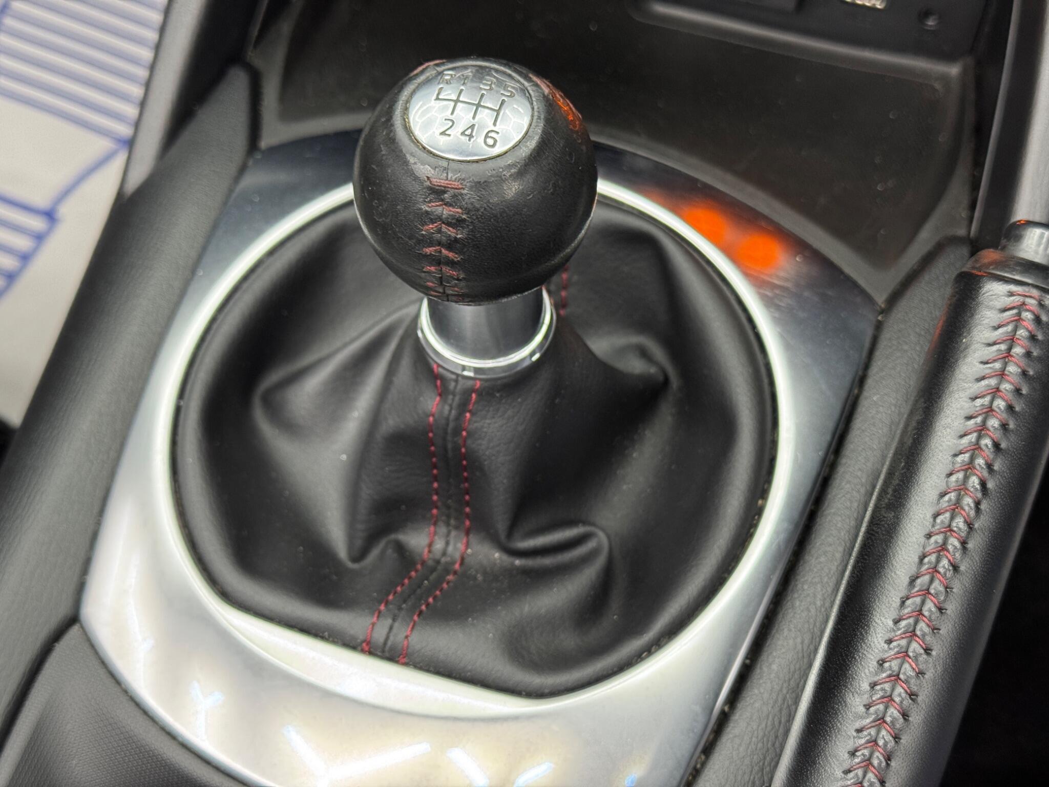 Mazda MX-5 - Image 23