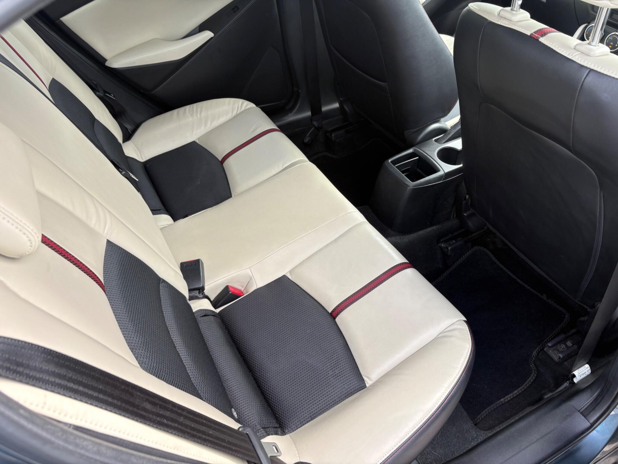 Mazda MAZDA2 - Image 27