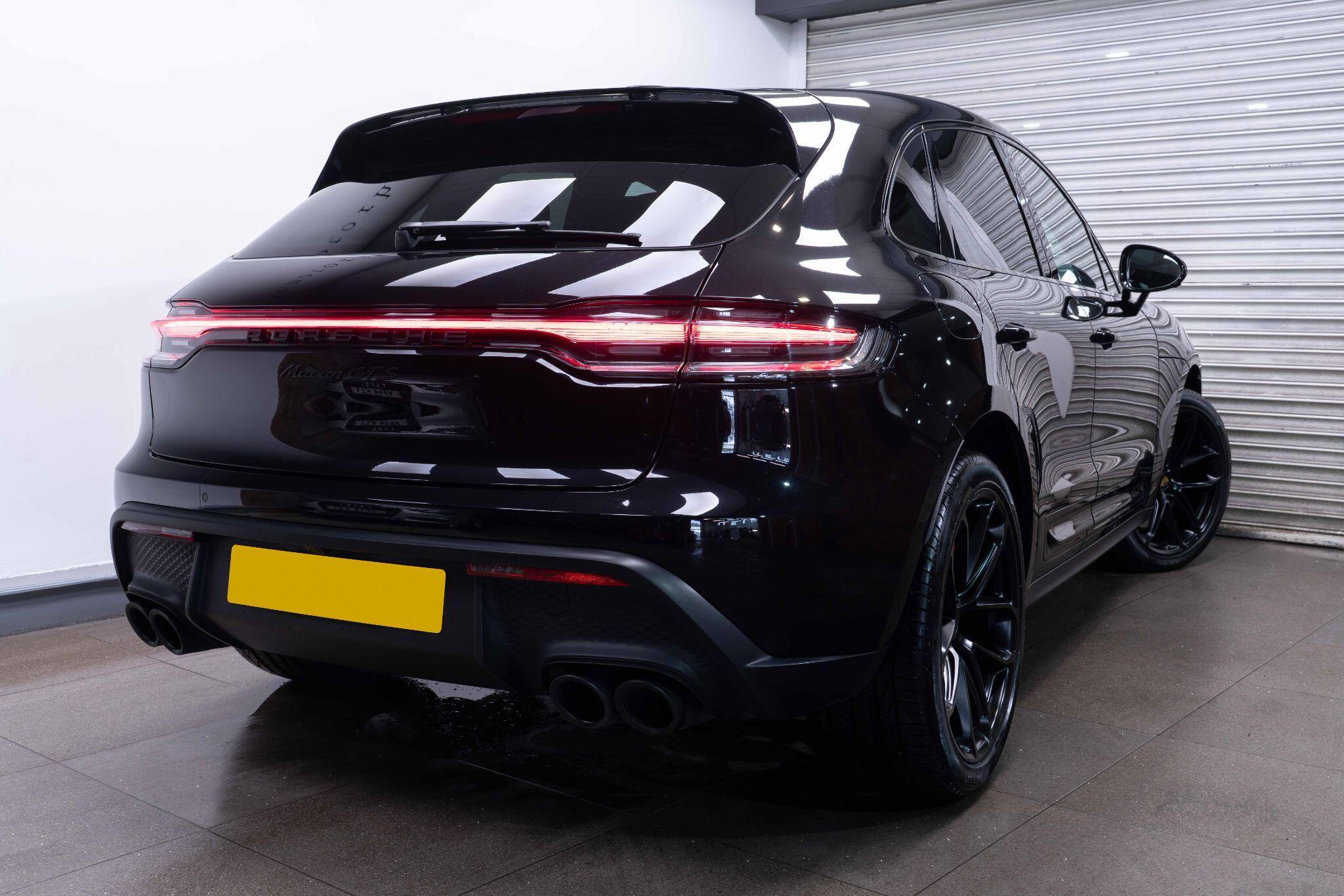 Porsche Macan - Image 6