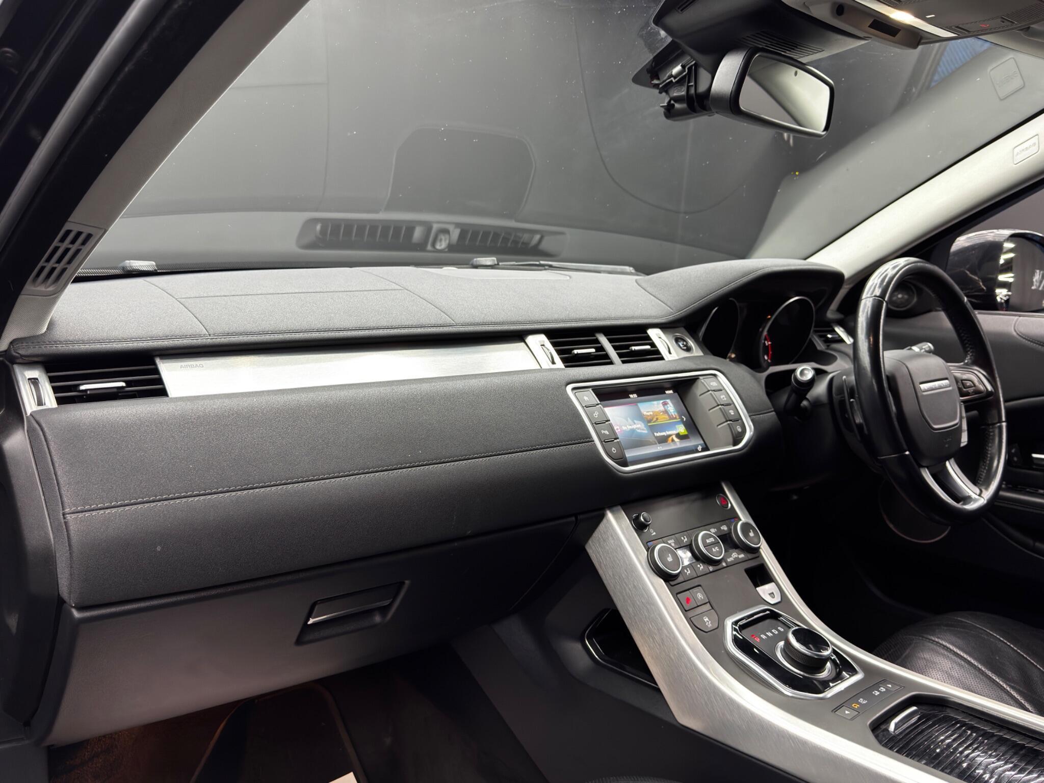 Land Rover Range Rover Evoque - Image 11