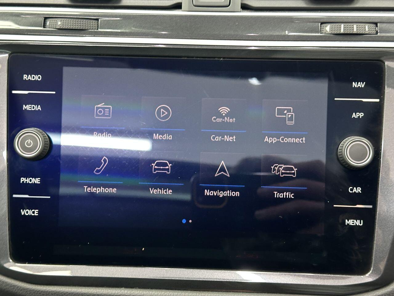 Volkswagen Tiguan - Image 23