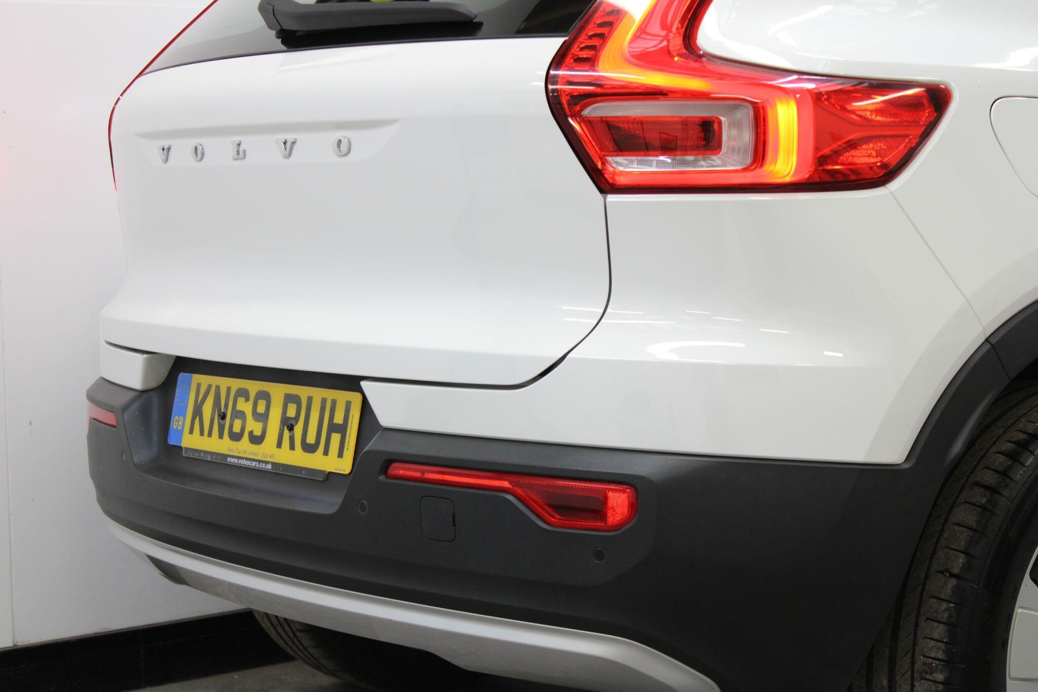 Volvo XC40 - Image 11