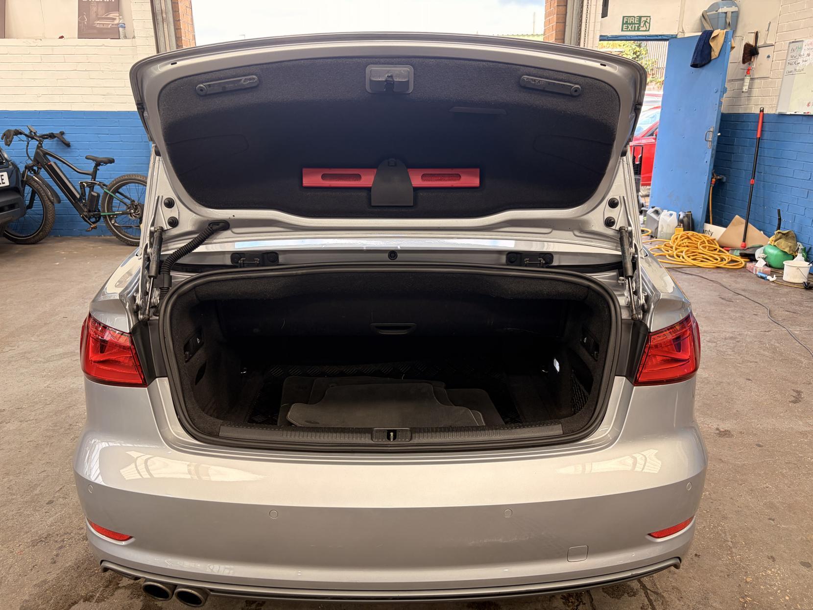 Audi A3 CABRIOLET - Image 14