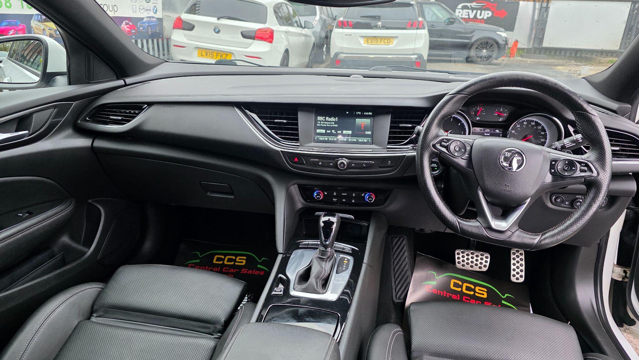 Vauxhall Insignia - Image 29