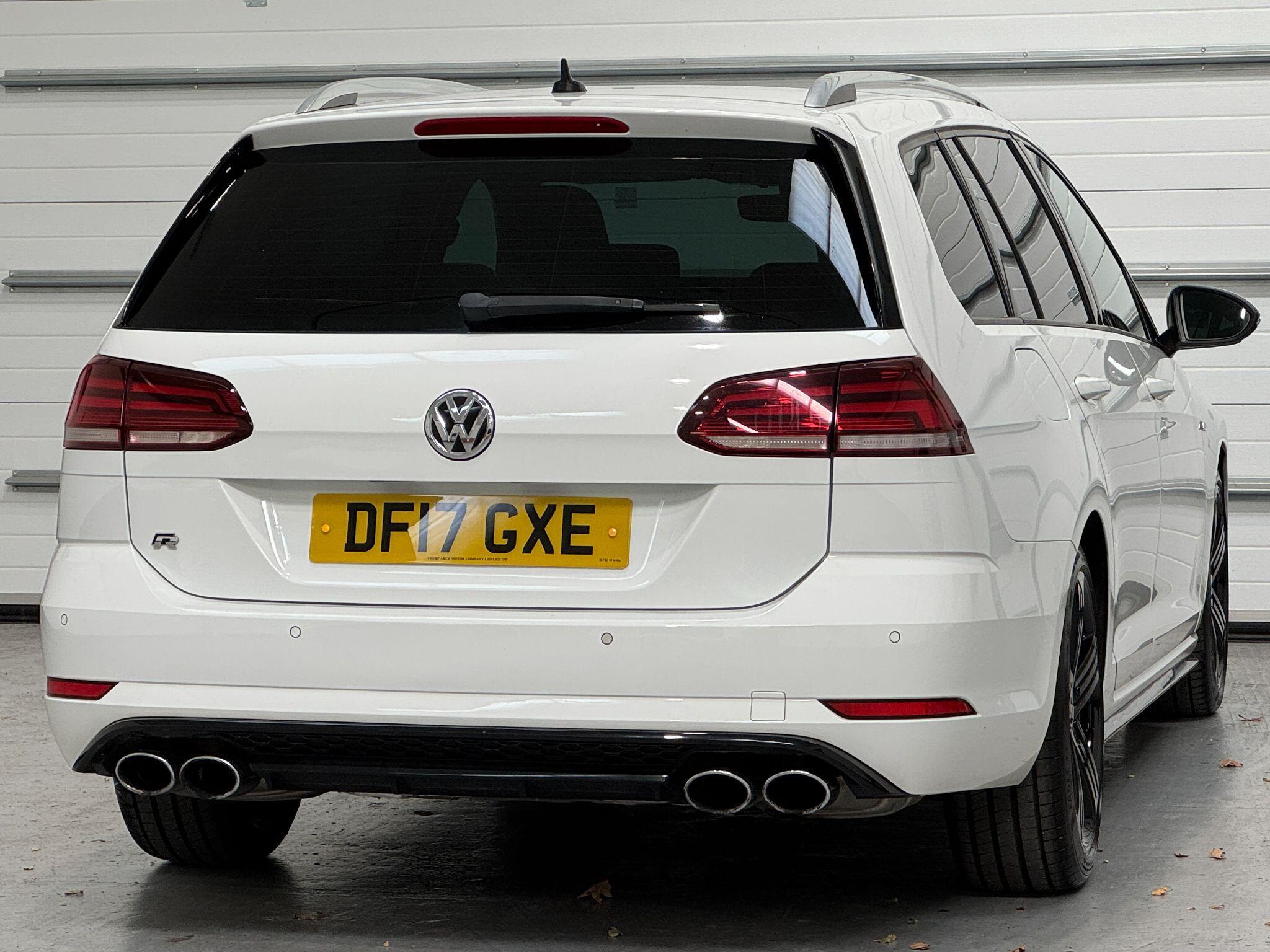 Volkswagen Golf - Image 12