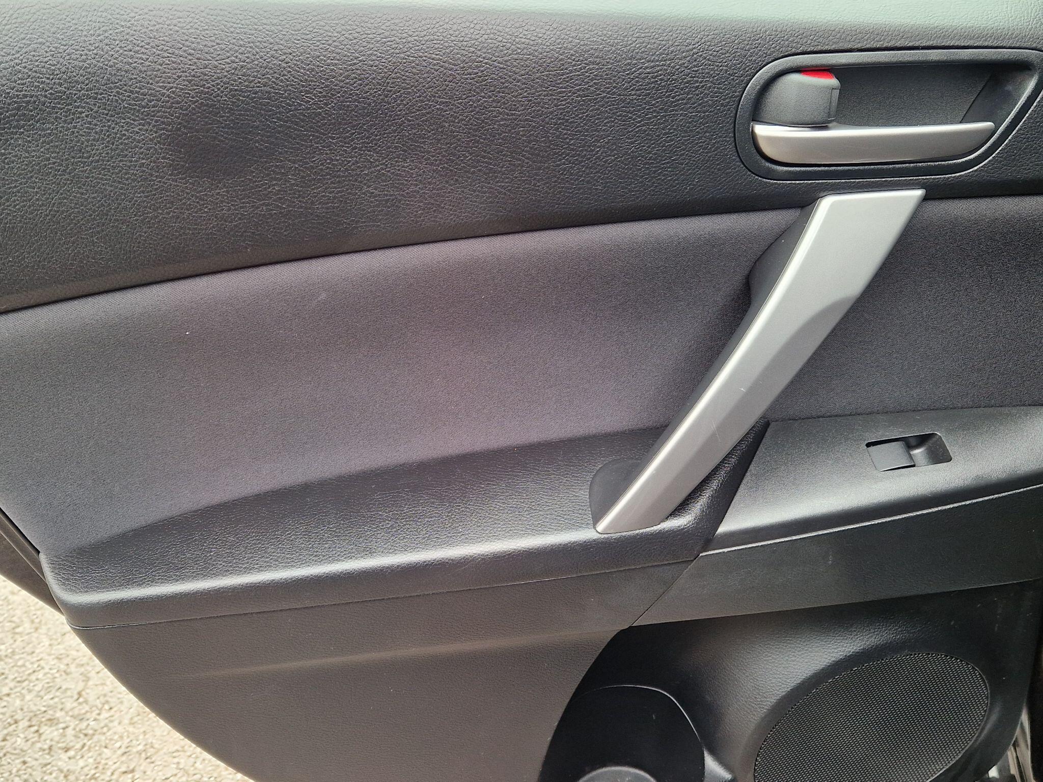 Mazda MAZDA3 - Image 40