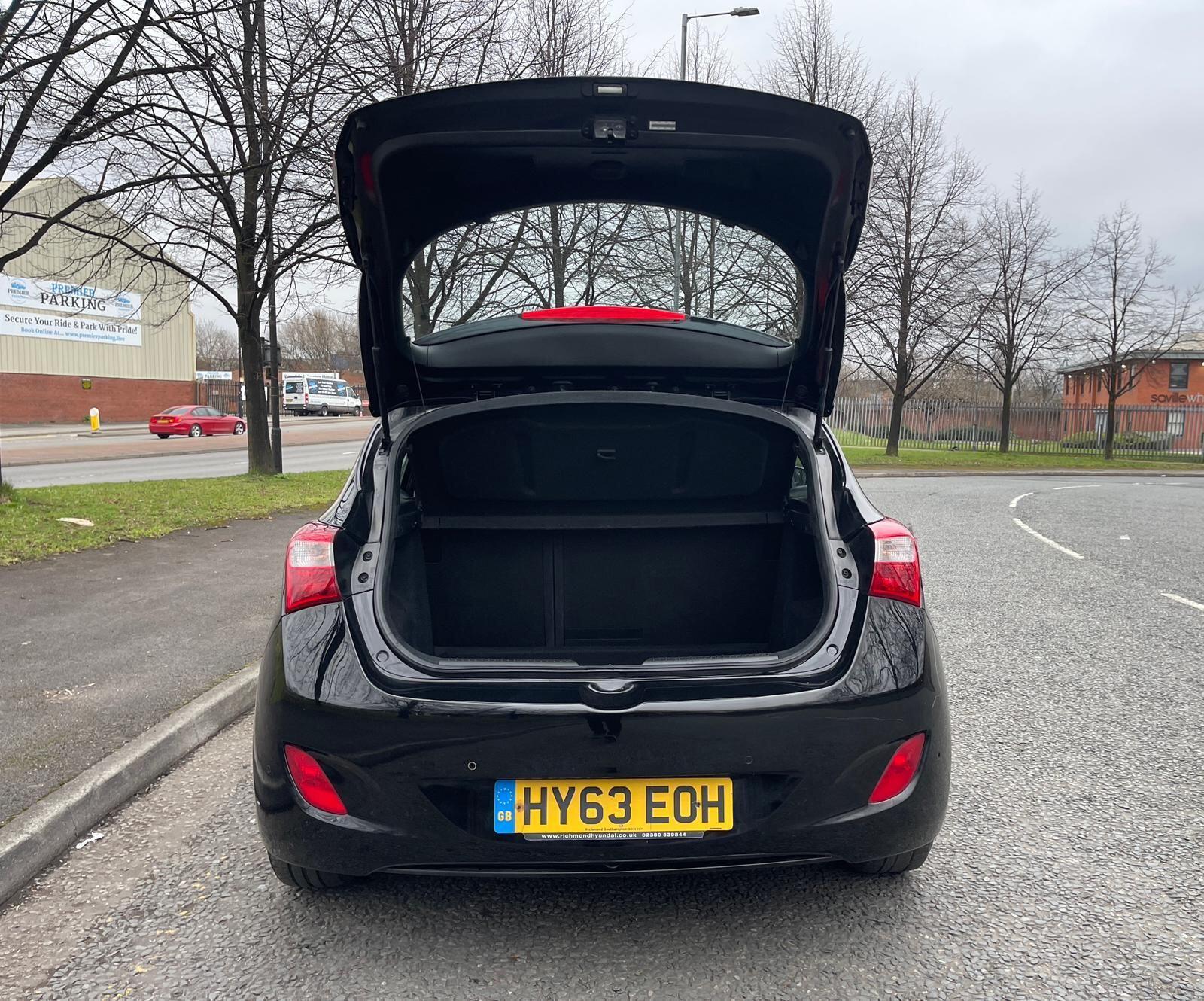 Hyundai i30 - Image 40