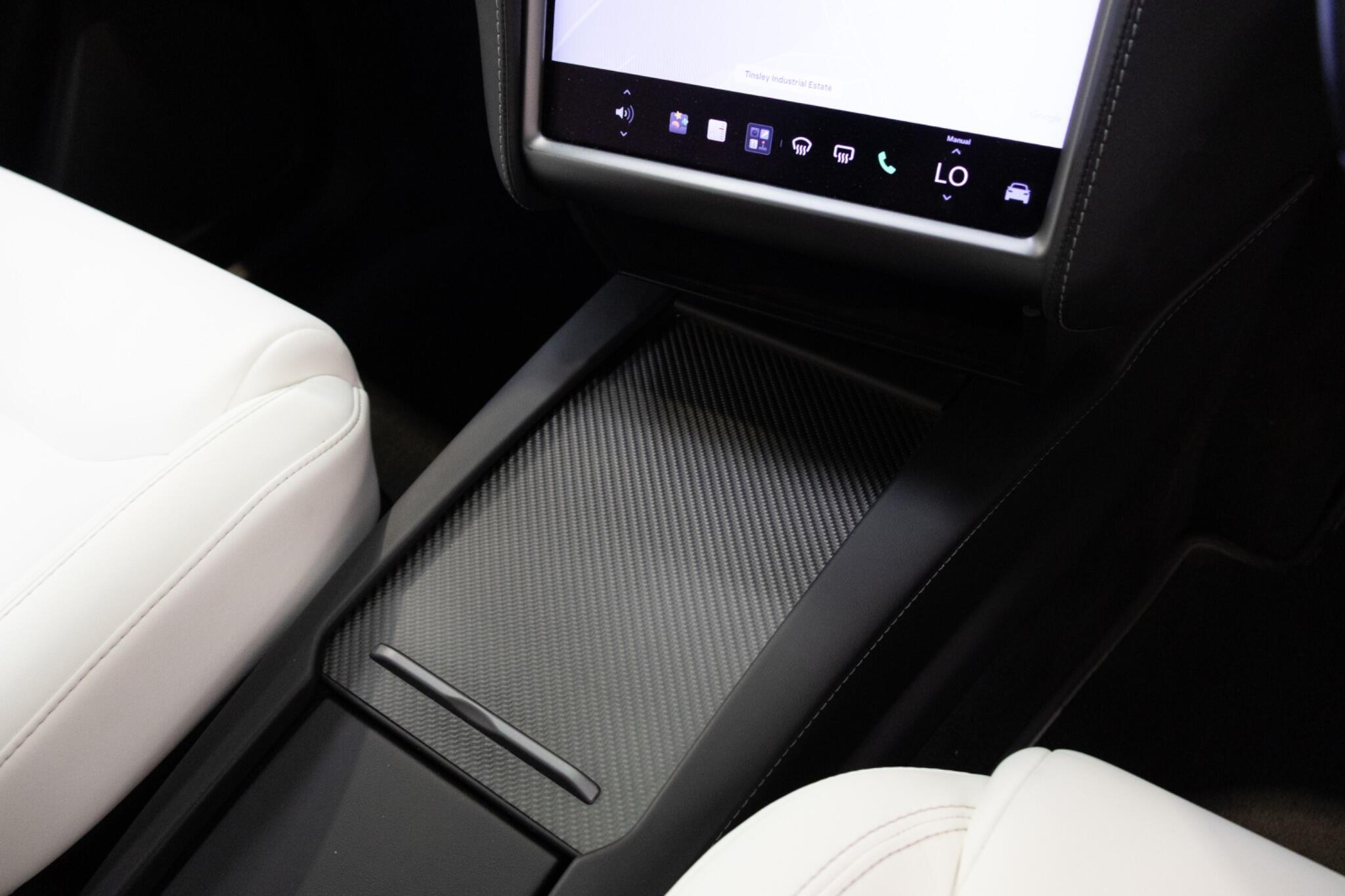 Tesla Model X - Image 8