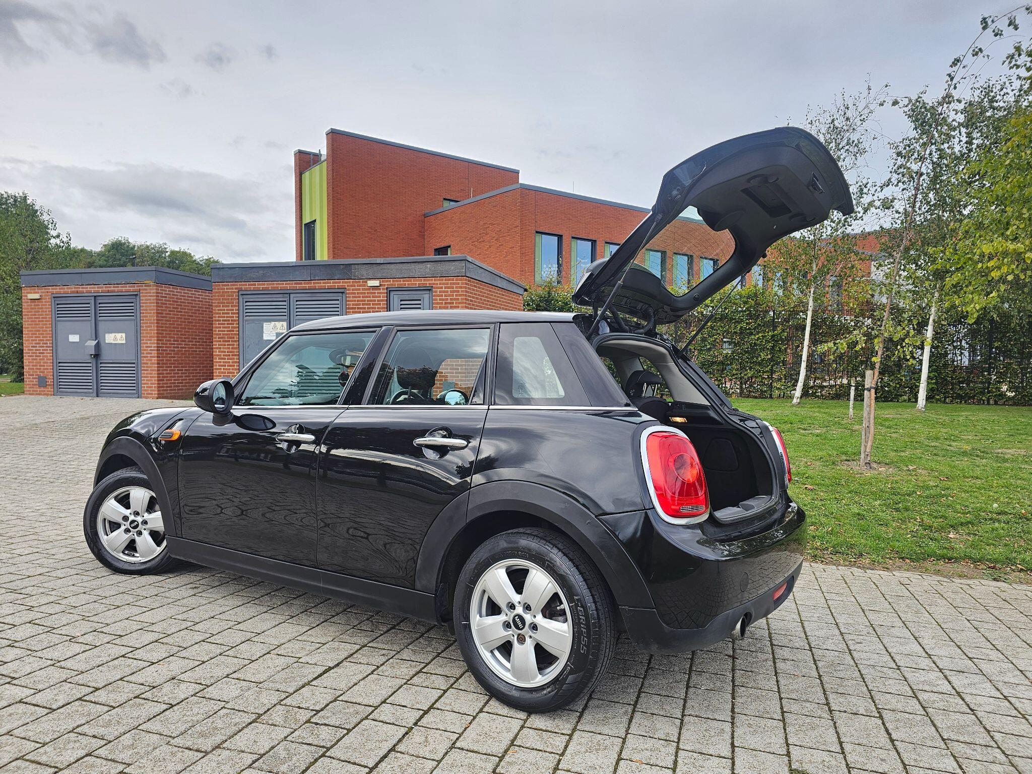 MINI Hatch - Image 17