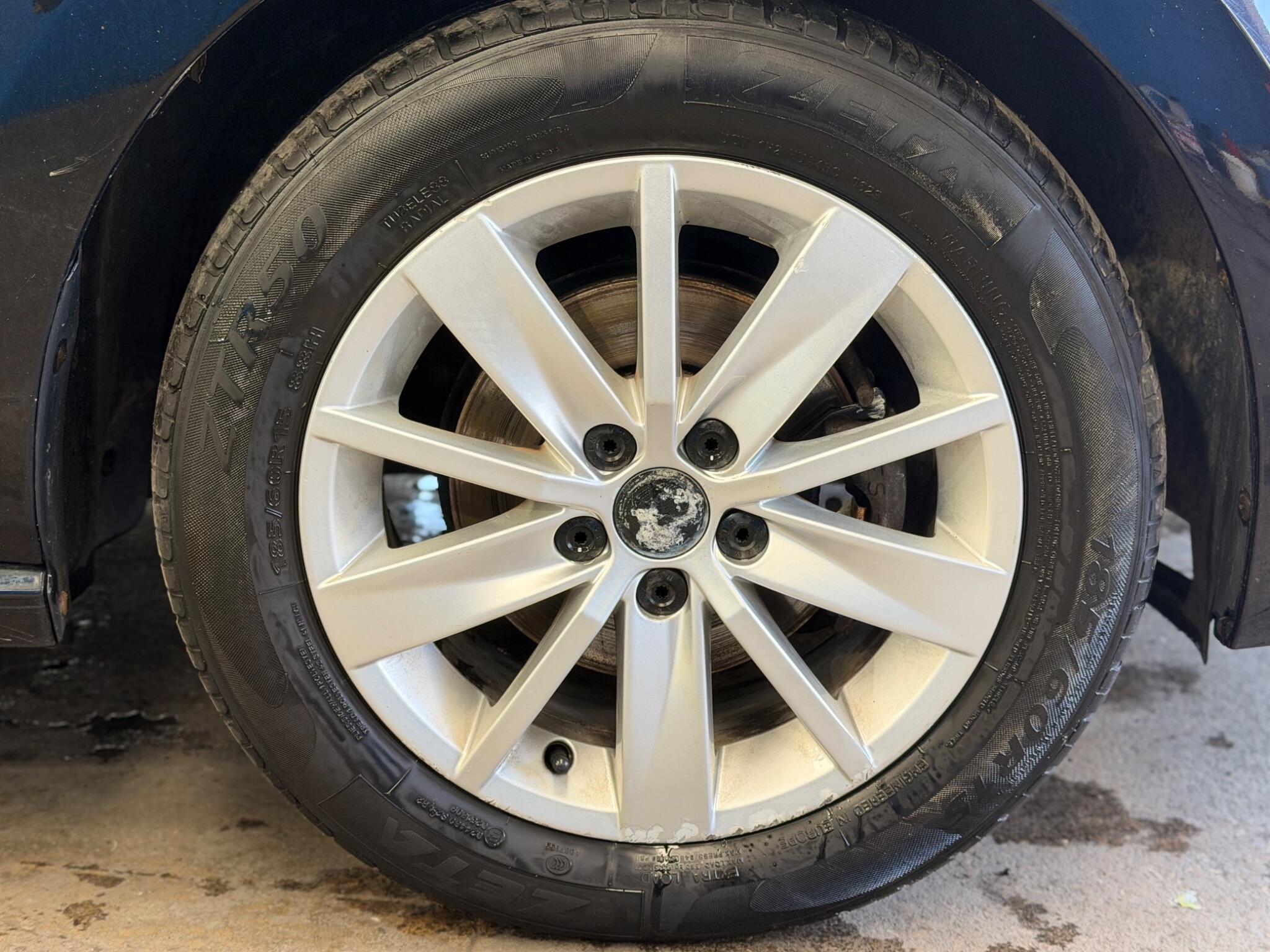 Volkswagen Polo - Image 14