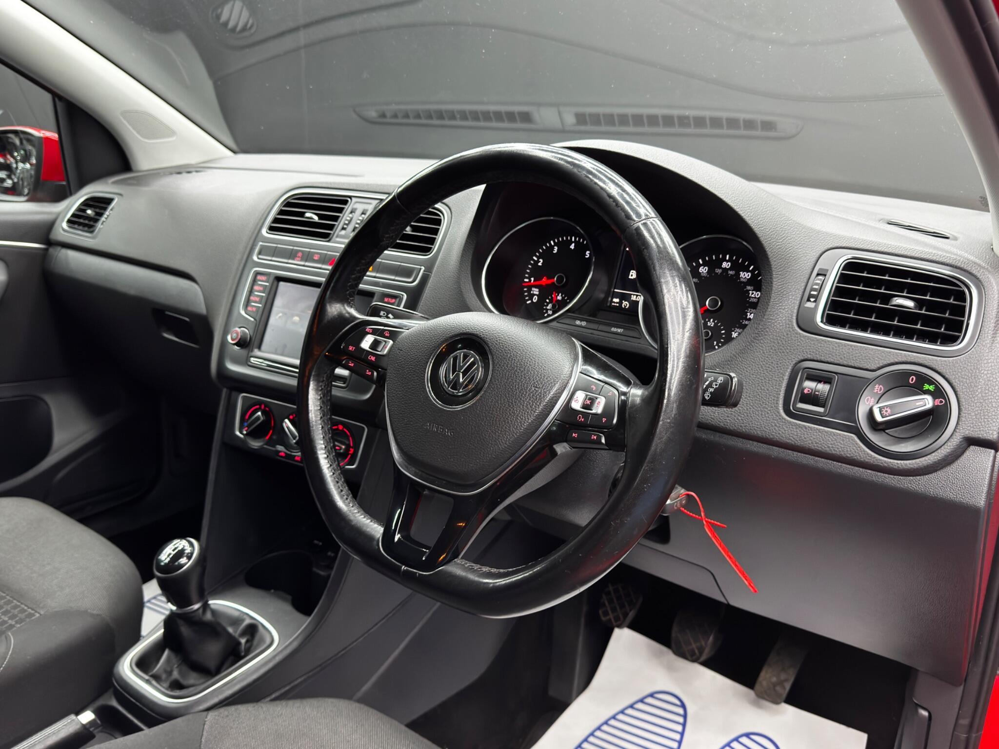Volkswagen Polo - Image 9