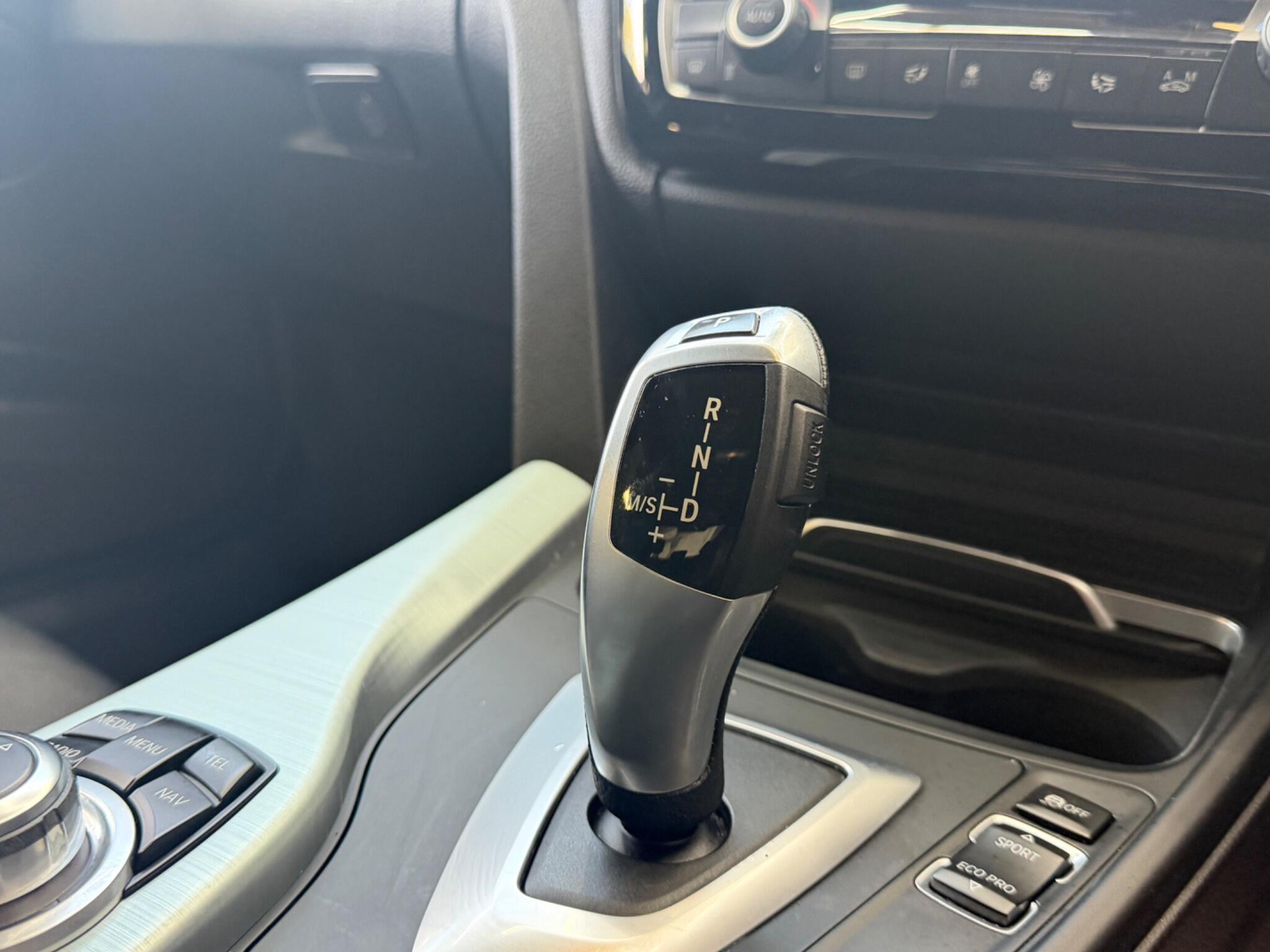 BMW 3 Series - Image 19