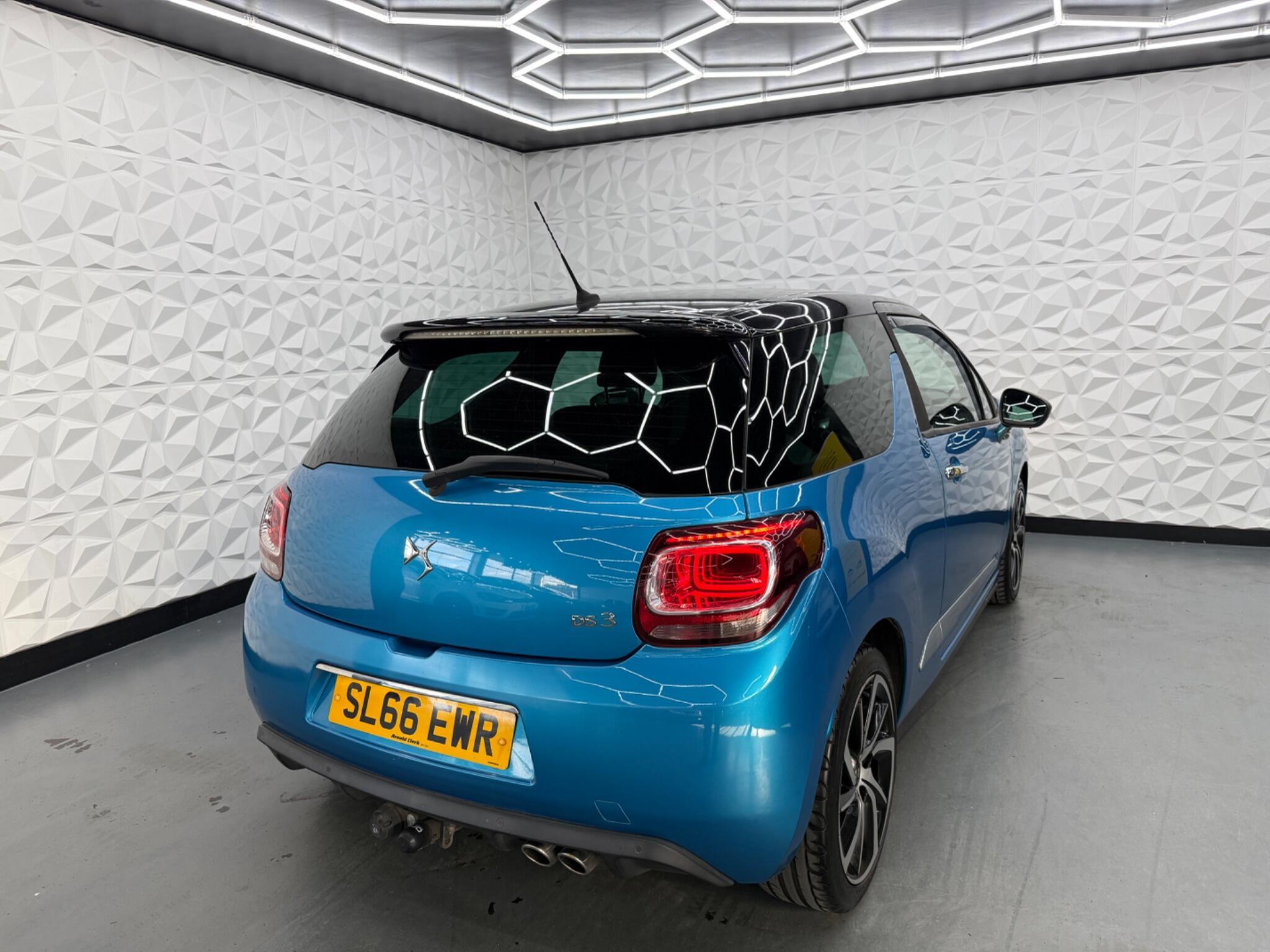 DS AUTOMOBILES DS 3 - Image 13