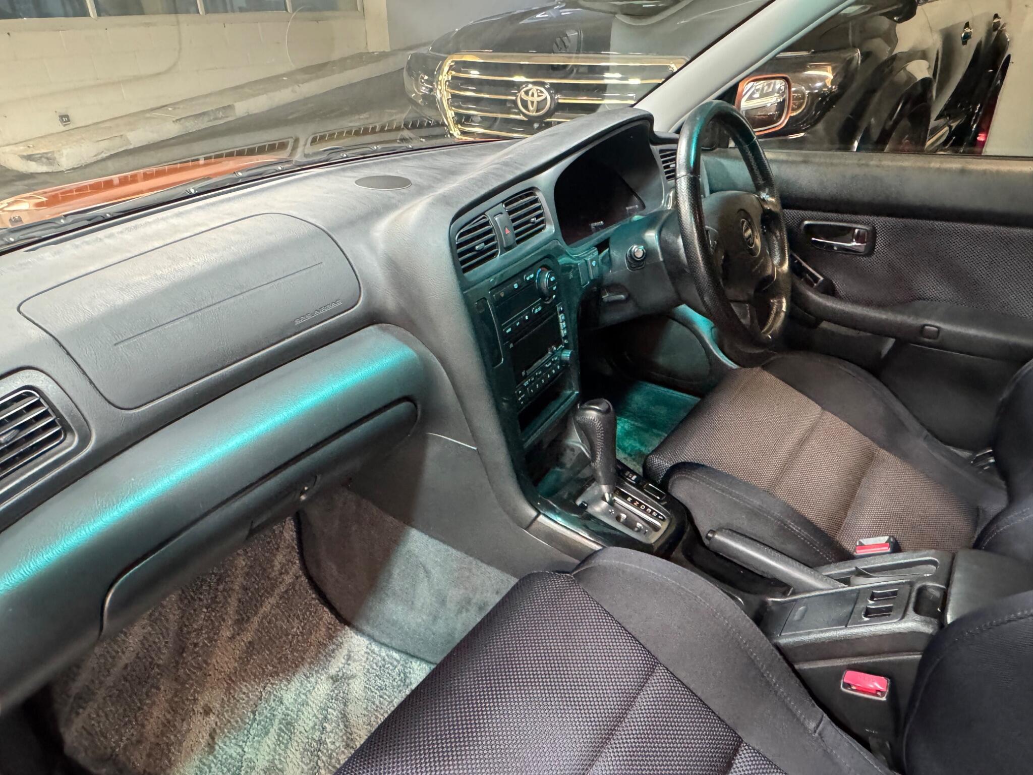 Subaru Legacy - Image 11