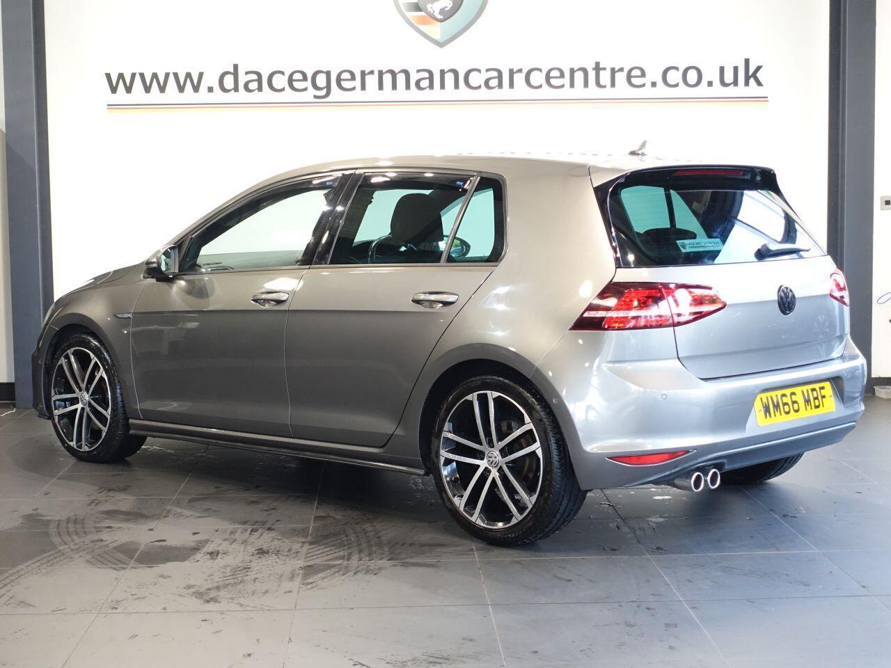 Volkswagen Golf - Image 8