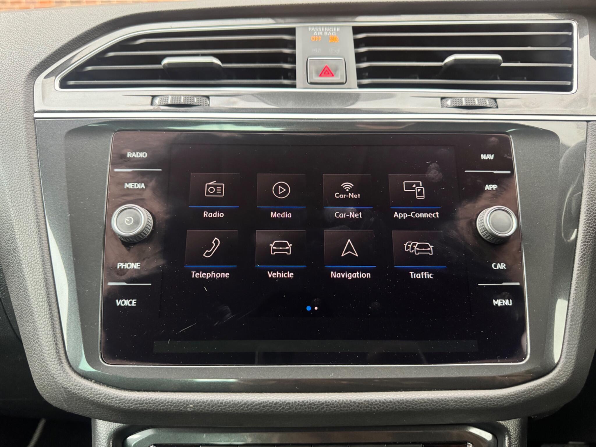 Volkswagen Tiguan - Image 47