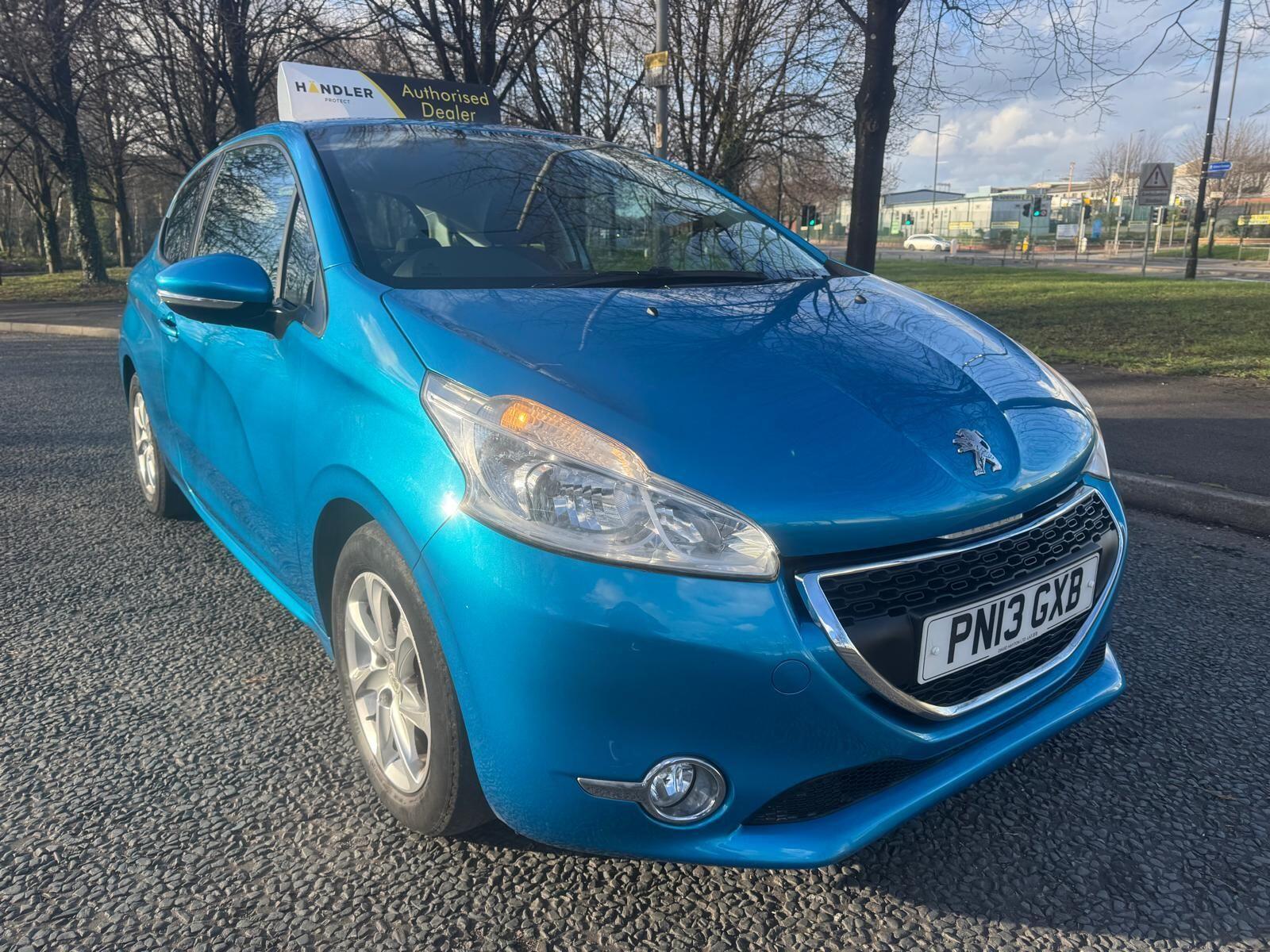 Peugeot 208 - Image 4