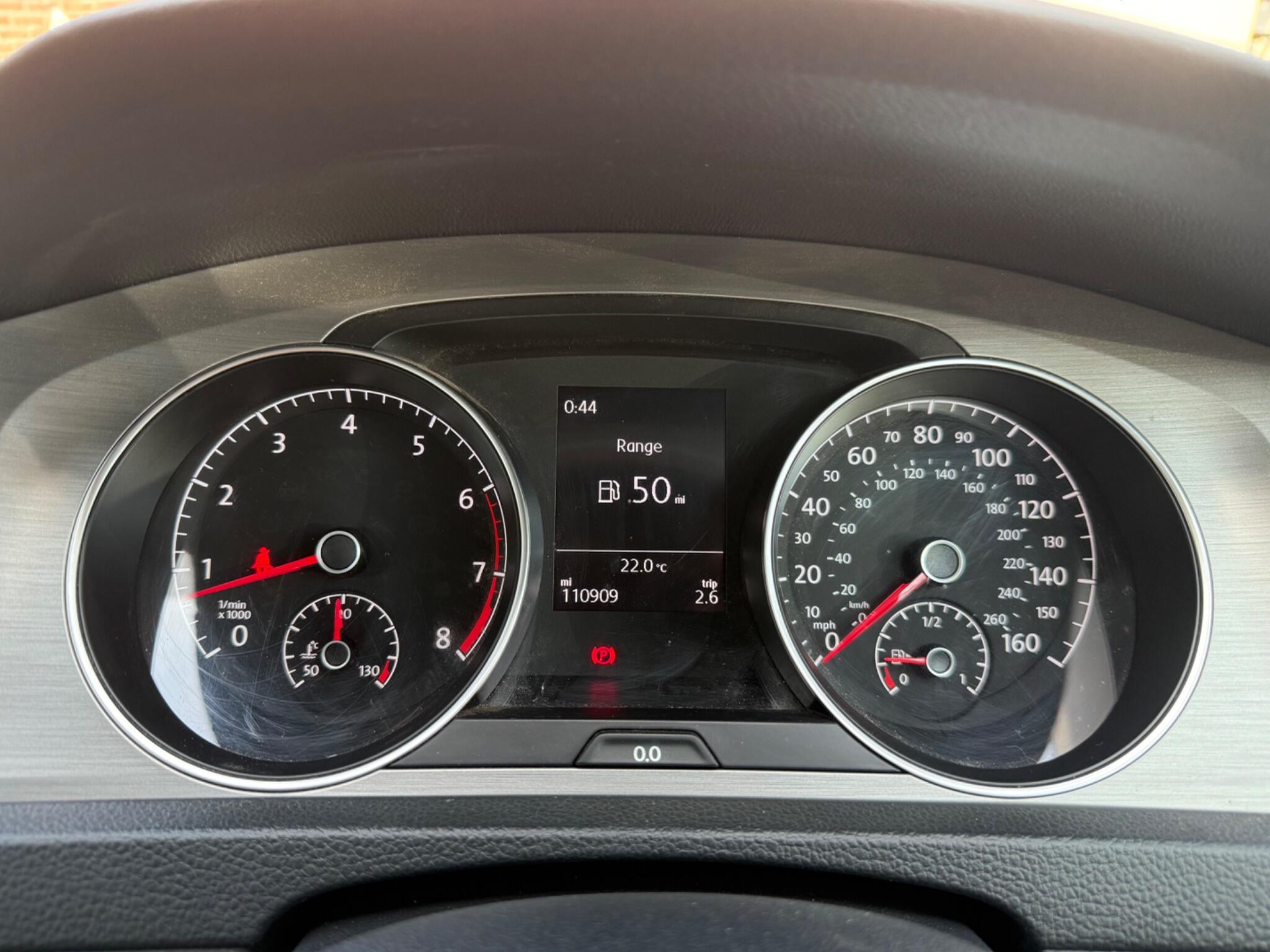 Volkswagen Golf - Image 15
