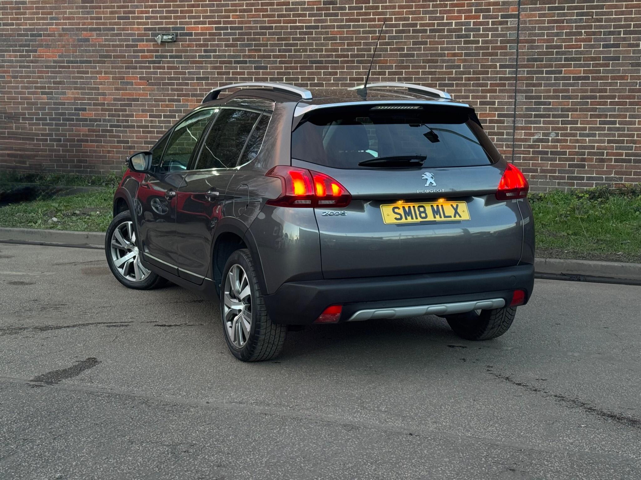 Peugeot 2008 - Image 4
