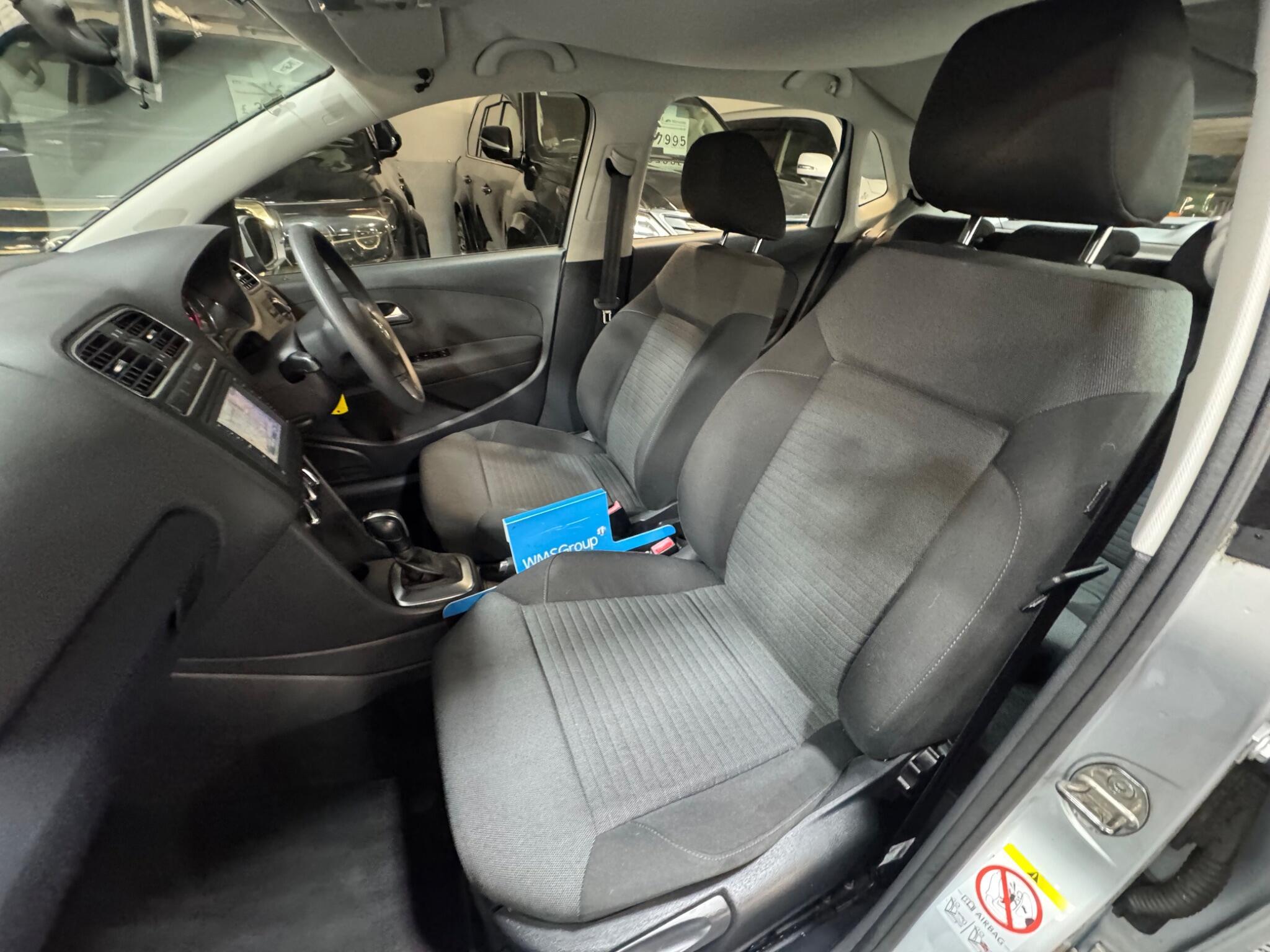 Volkswagen Polo - Image 10