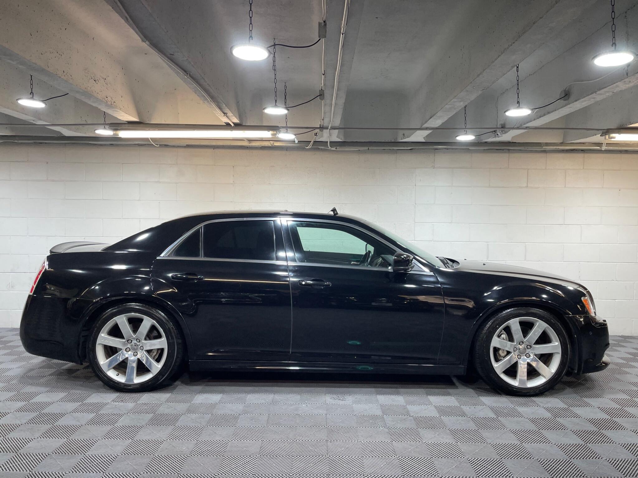 Chrysler 300C - Image 5
