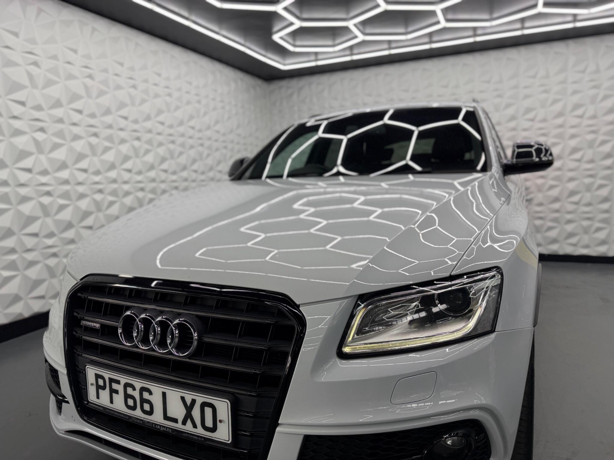 Audi Q5 - Image 10