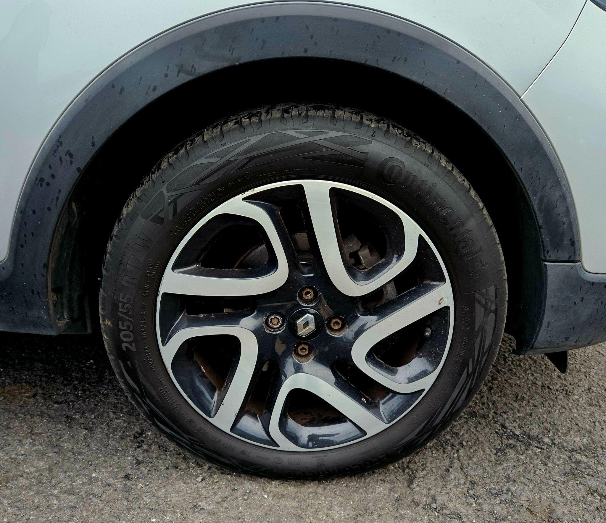 Renault Captur - Image 51