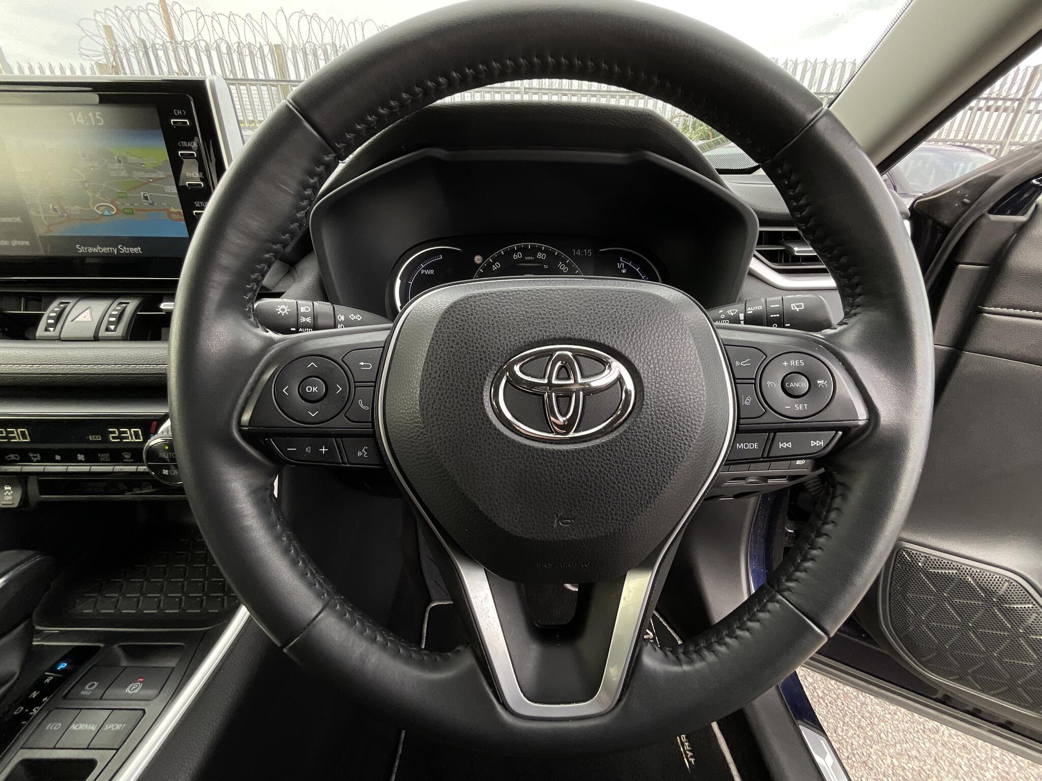 Toyota RAV4 - Image 20