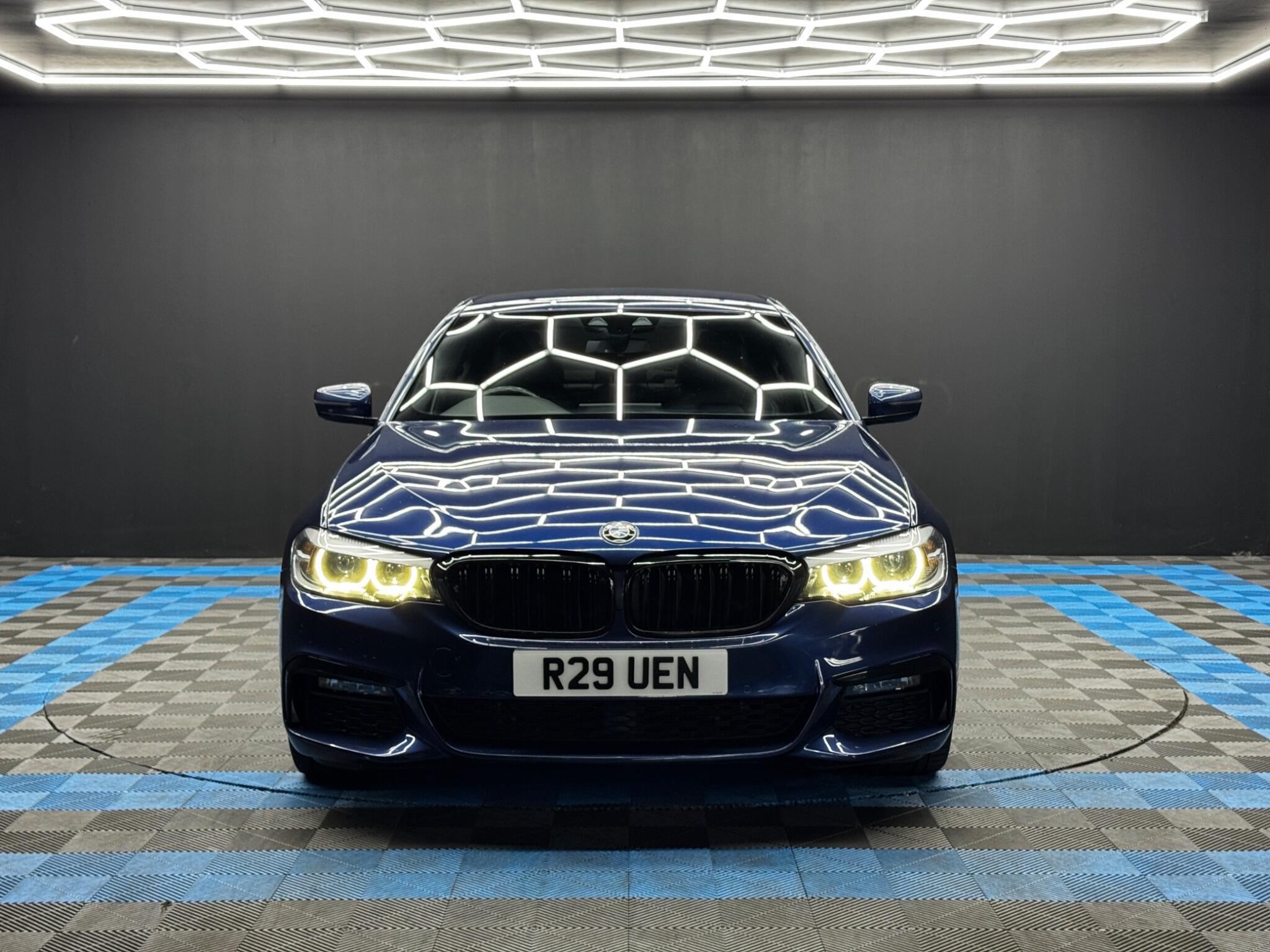 BMW 5 Series - Image 2