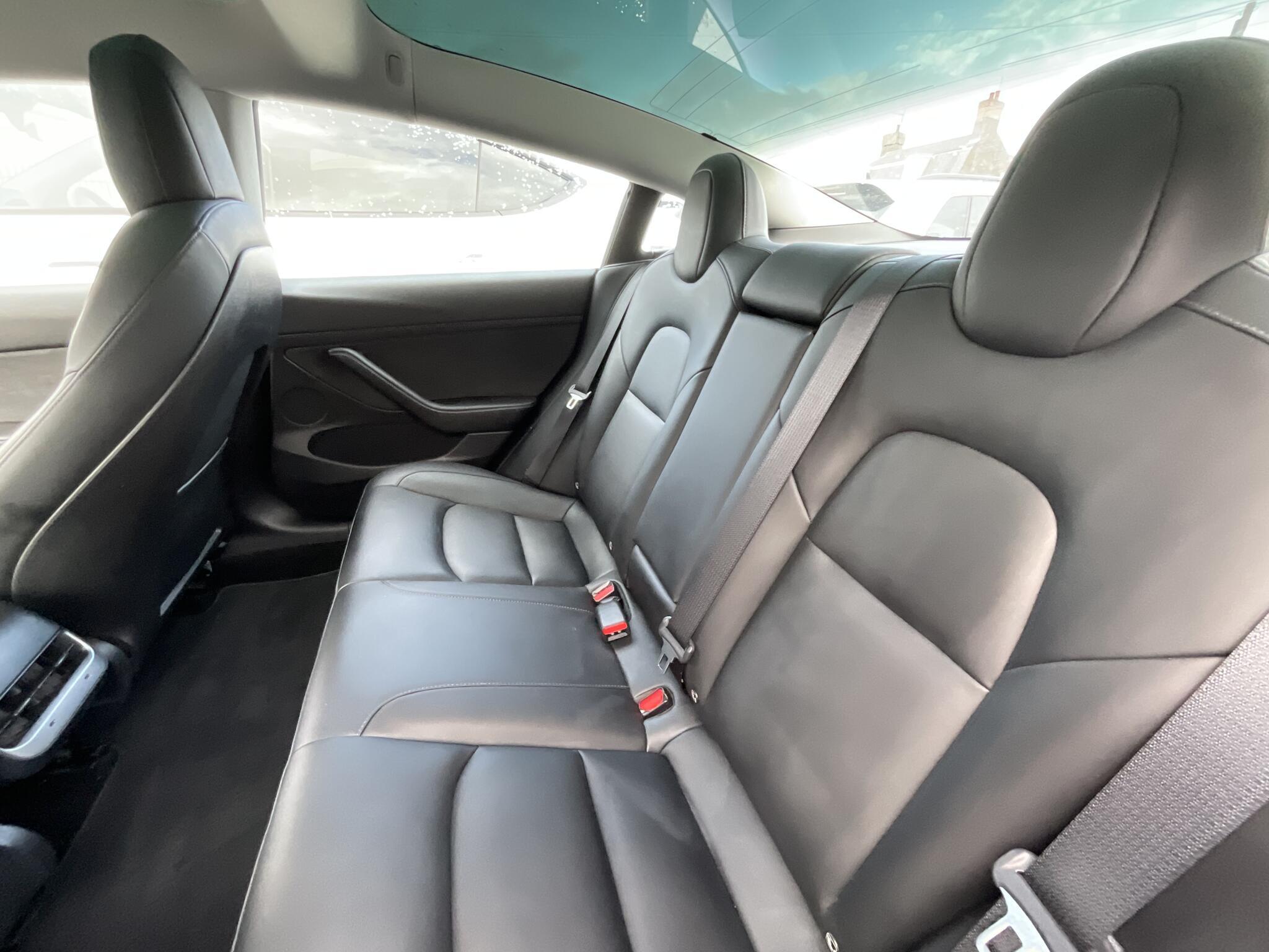 Tesla Model 3 - Image 12