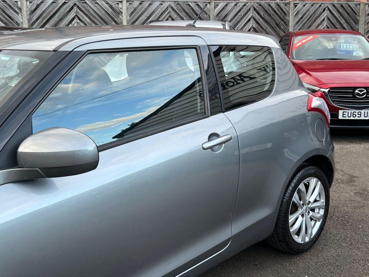 Suzuki Swift - Image 12