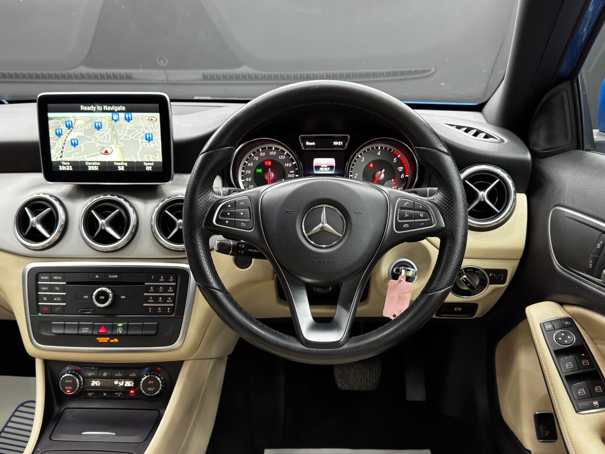 Mercedes GLA - Image 18