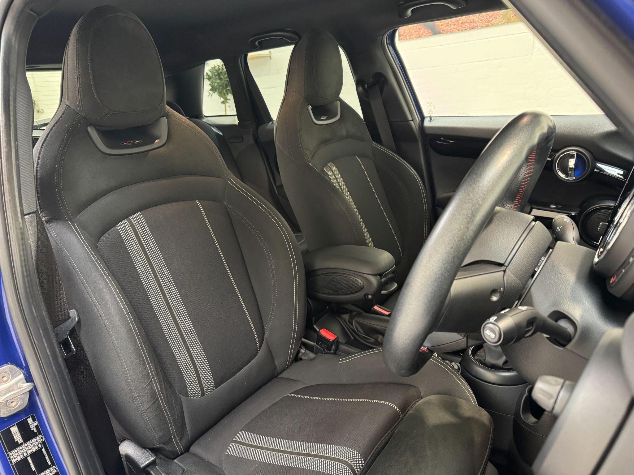 MINI Hatch - Image 59