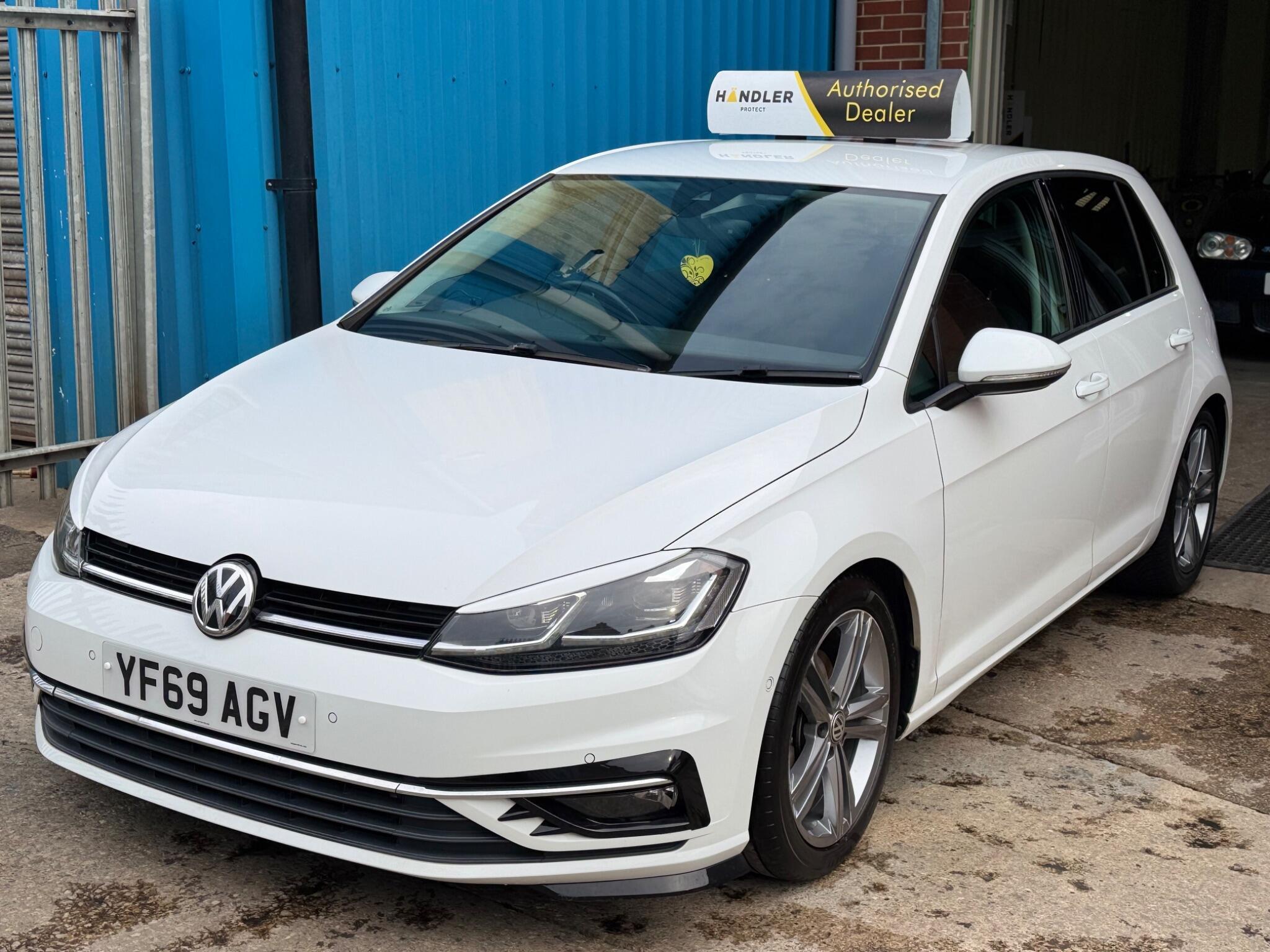 Volkswagen Golf - Image 8