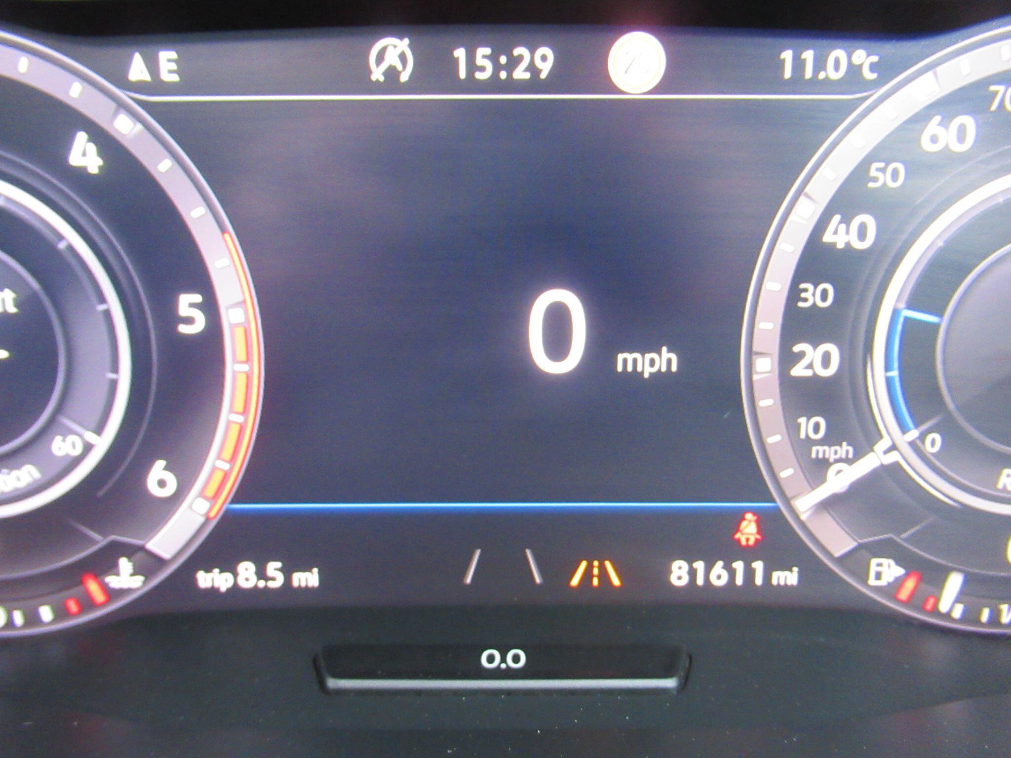 Volkswagen Tiguan - Image 31