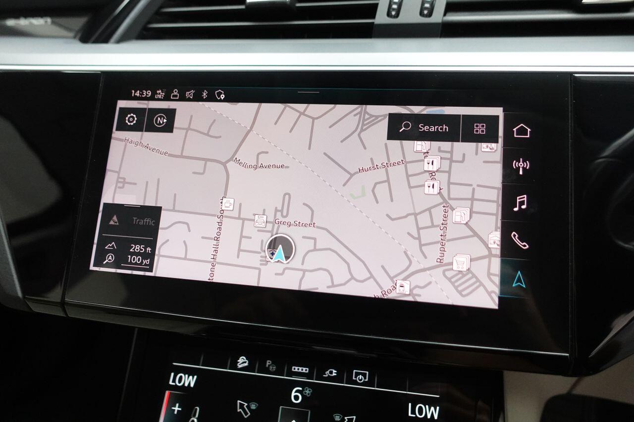 Audi E-Tron - Image 2